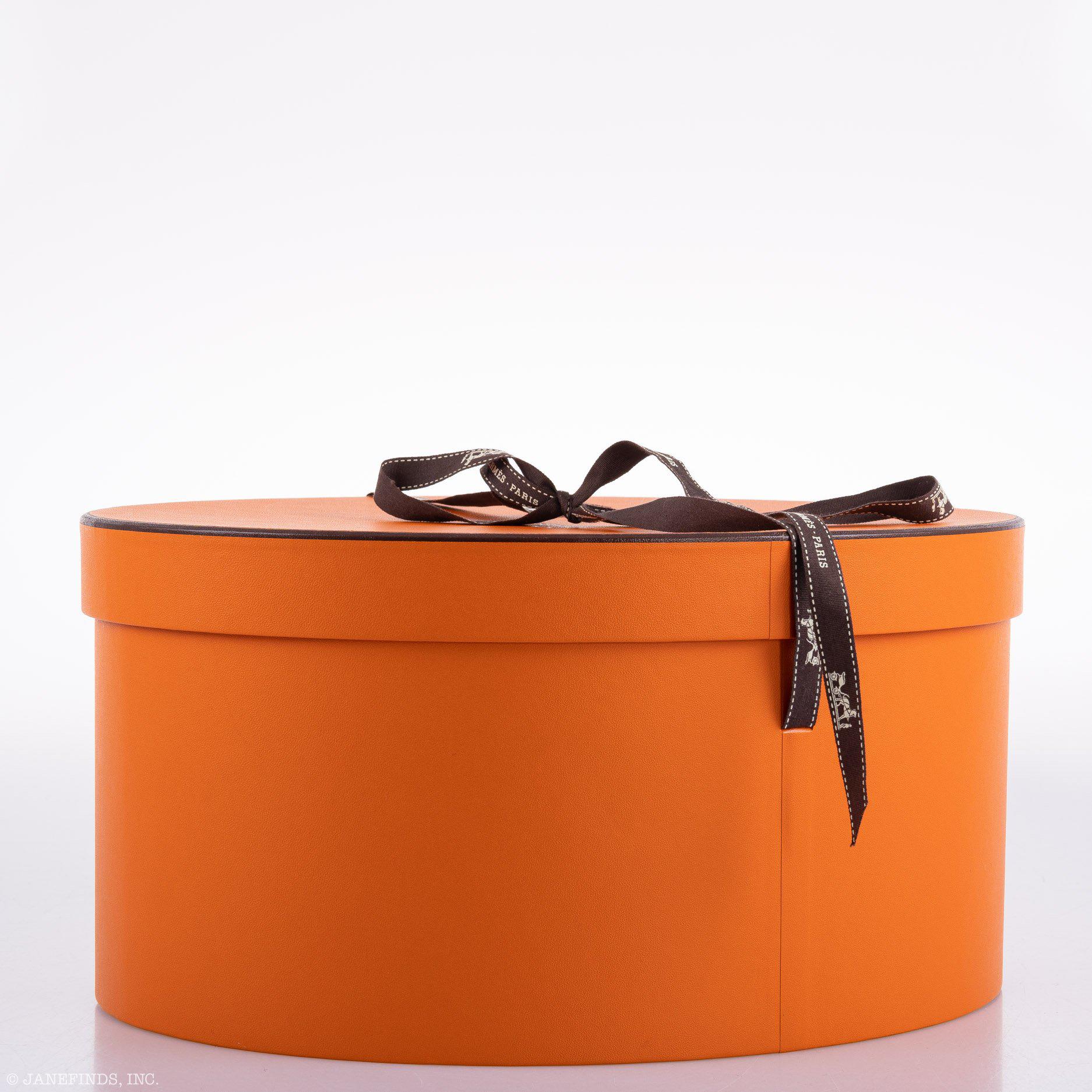 Hermès Newsboy Cap Matte Black Porosus Crocodile 57
