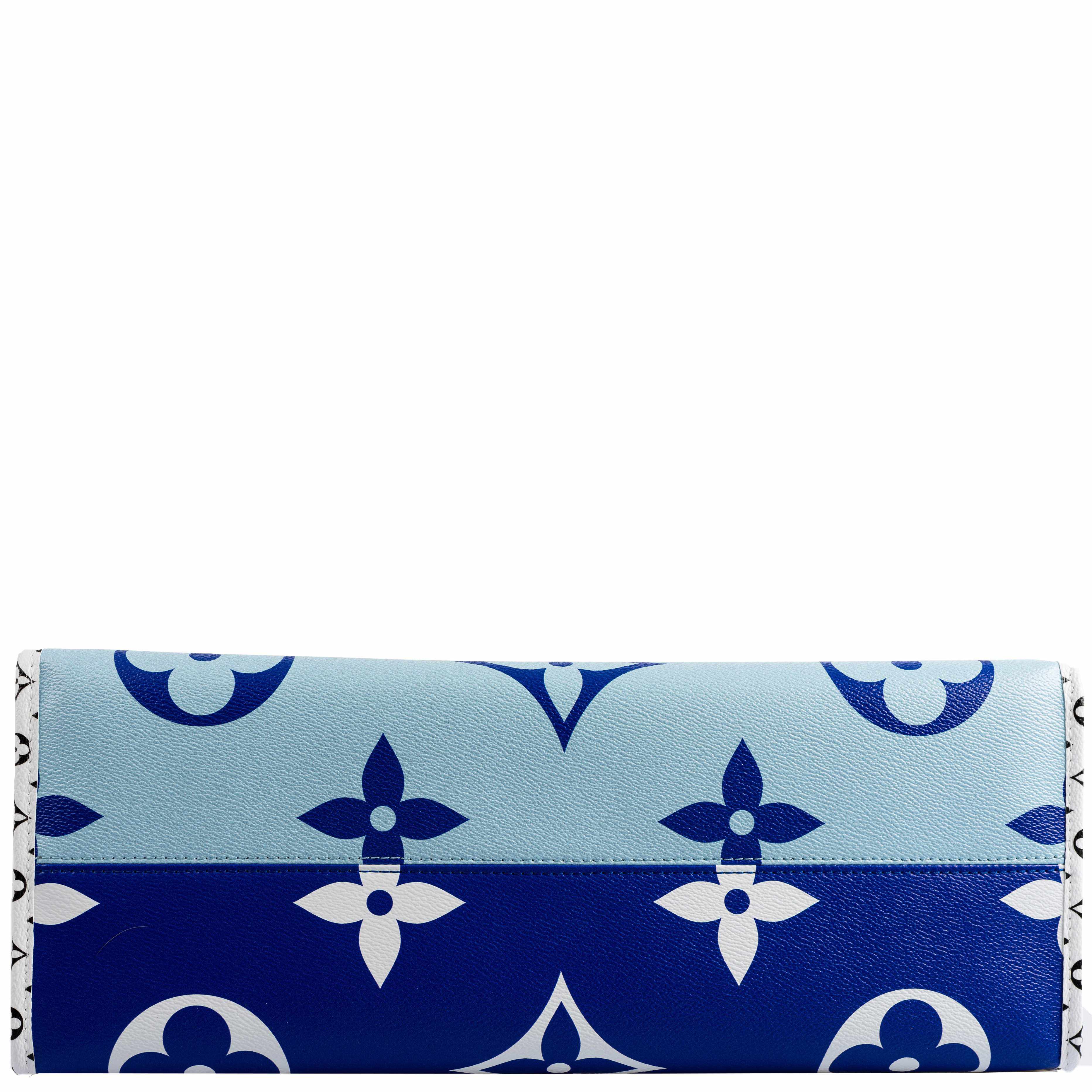 Louis Vuitton OnTheGo GM Hamptons Monogram Giant Blue