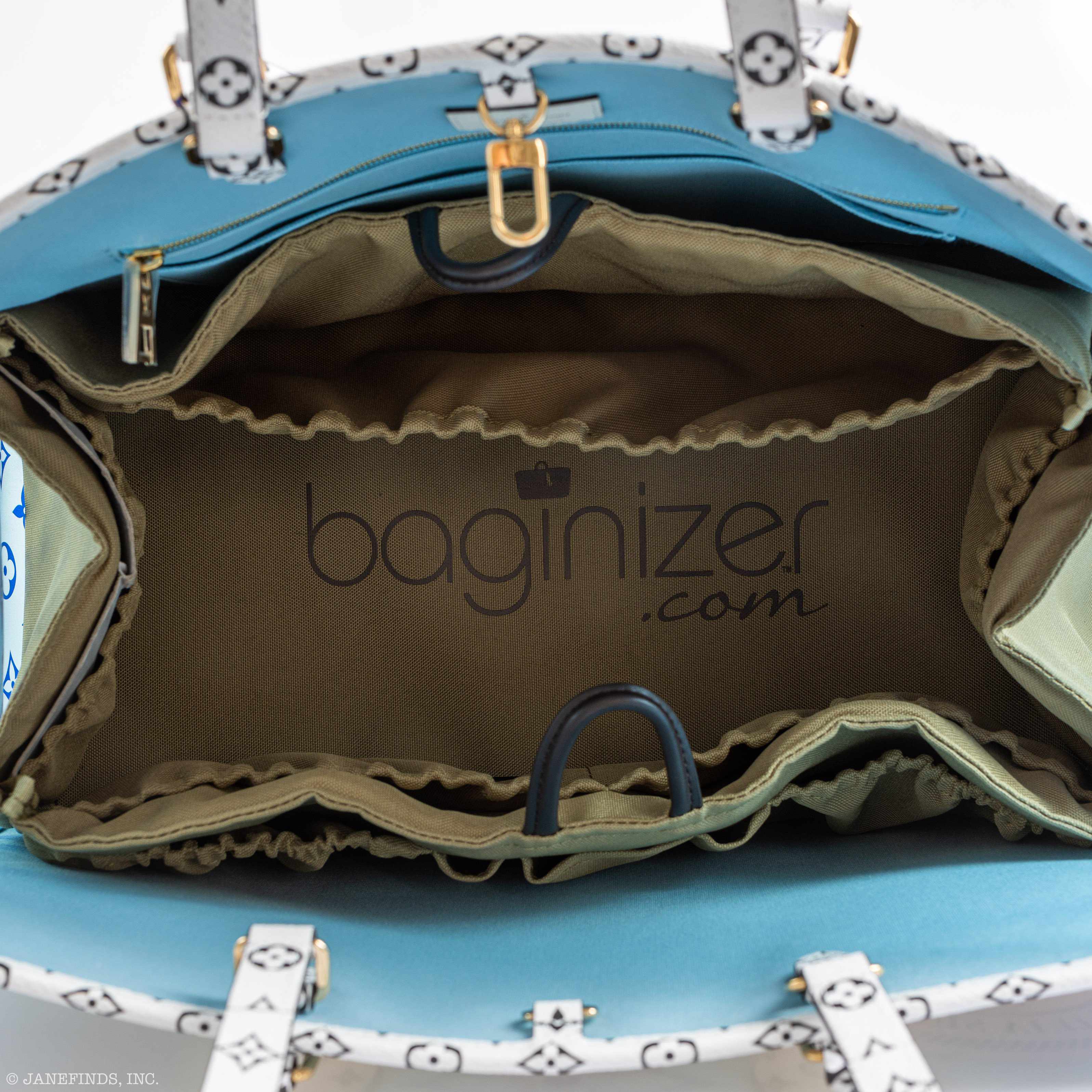 Louis Vuitton OnTheGo GM Hamptons Monogram Giant Blue