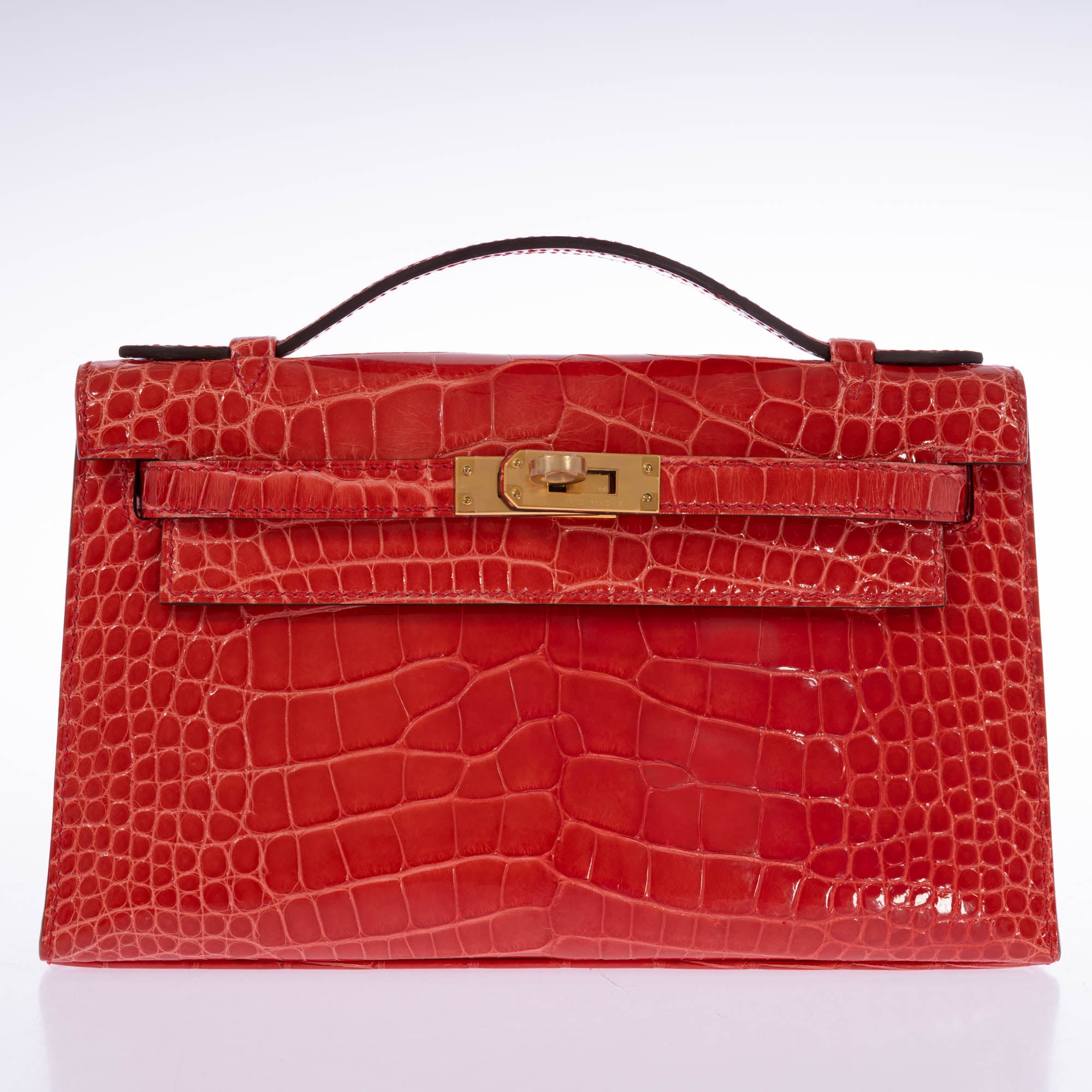 Hermès Kelly Pochette Rouge de Coeur Shiny Alligator Gold Hardware