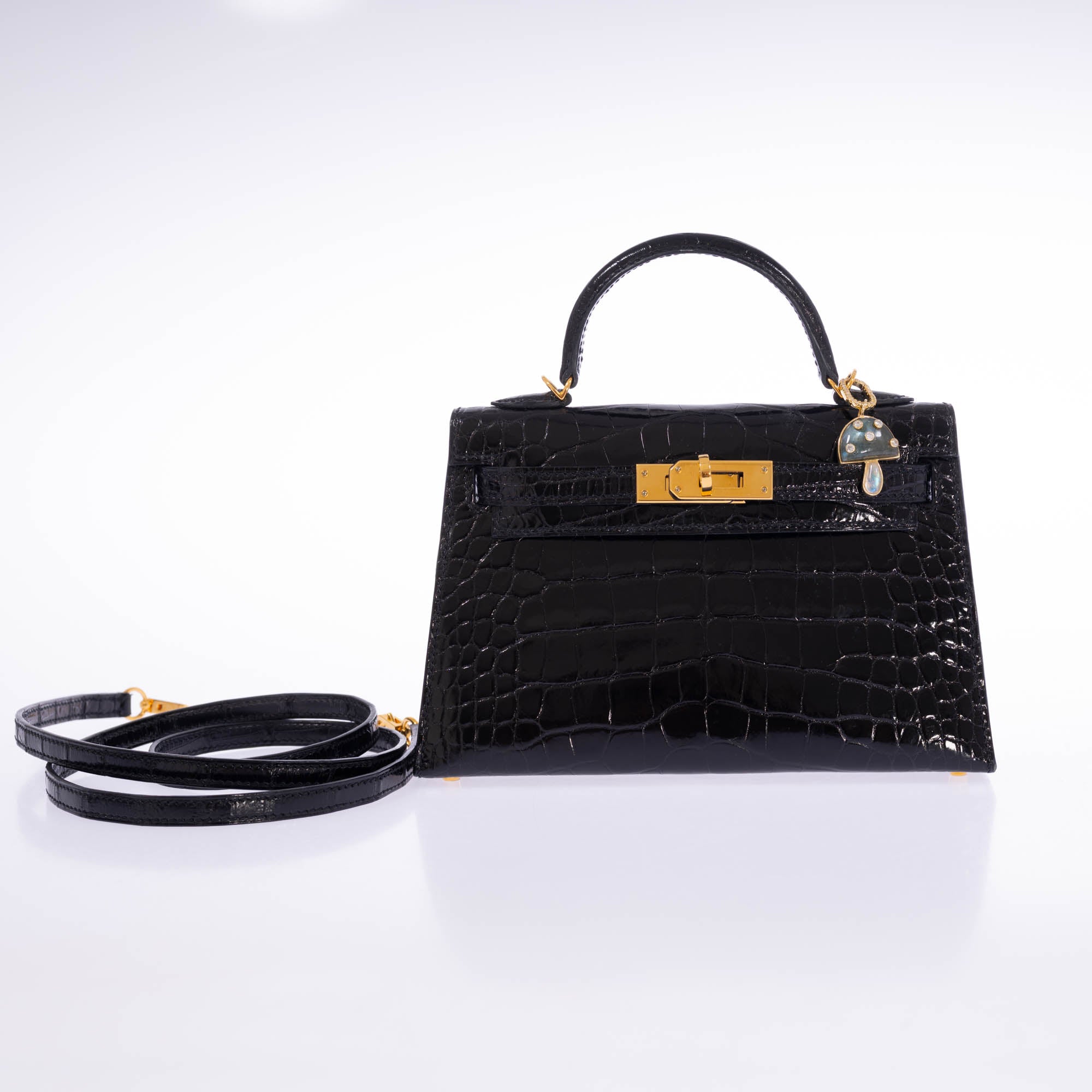 Hermès Kelly 20 Mini II Sellier Black Shiny Alligator Gold Hardware