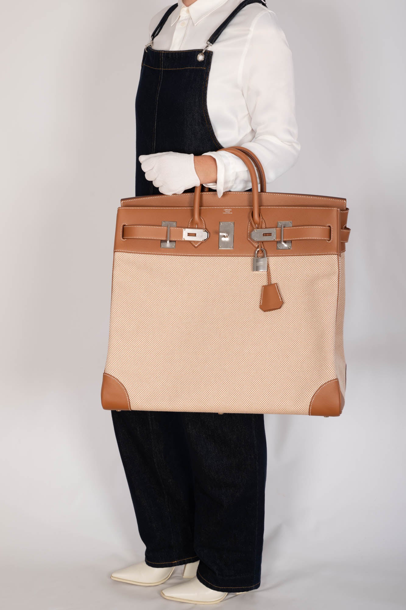 Hermès HAC 50 Ecru Beige Toile Criss and Gold Evercolor Palladium Hardware