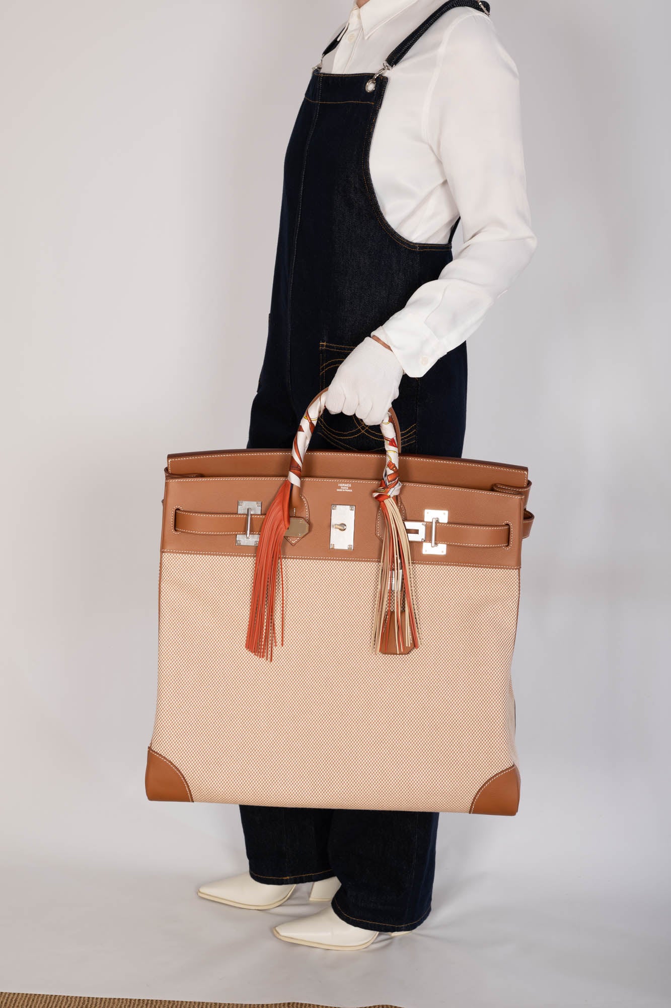 Hermès HAC 50 Ecru Beige Toile Criss and Gold Evercolor Palladium Hardware