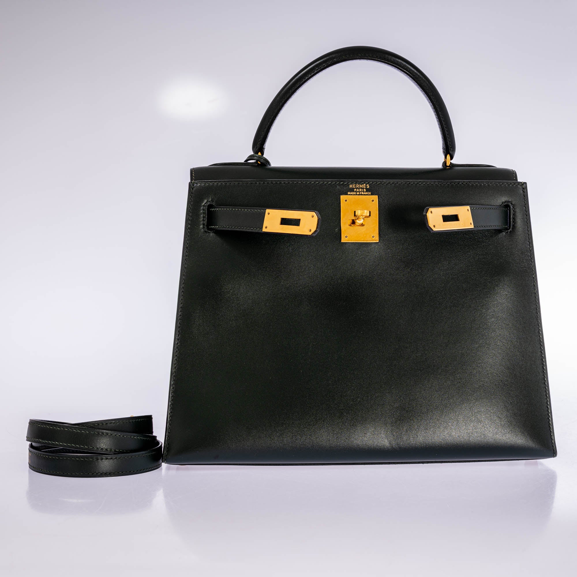 Hermès Kelly 28 Sellier Vert Anglais Box Calf Gold Hardware