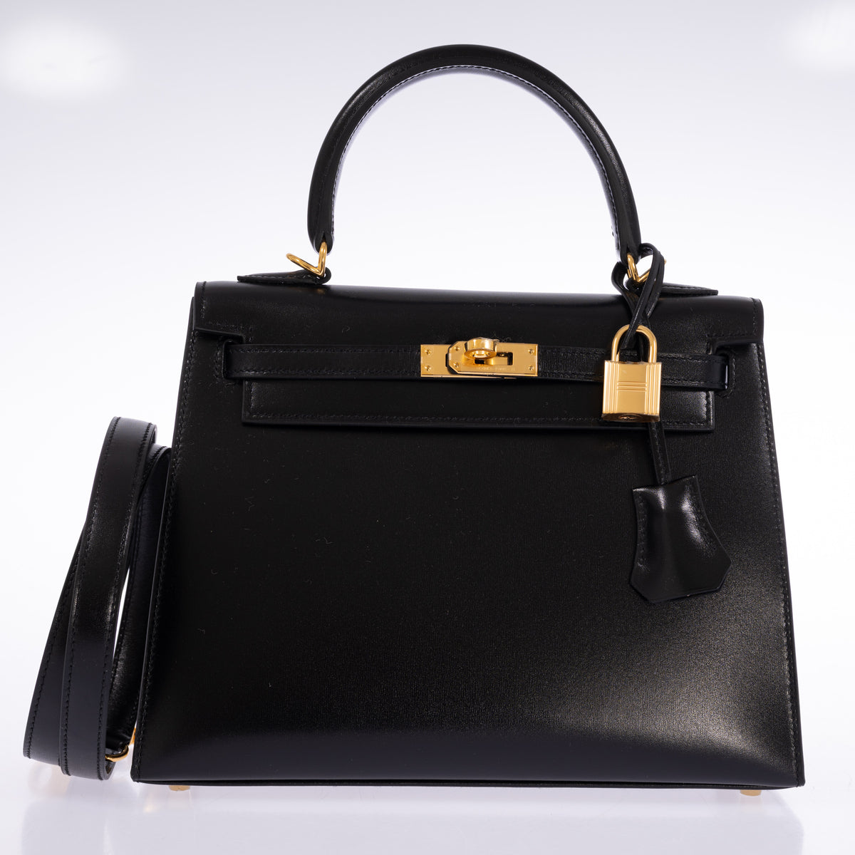 Hermès Kelly 25 Sellier Noir Box Calf Gold Hardware