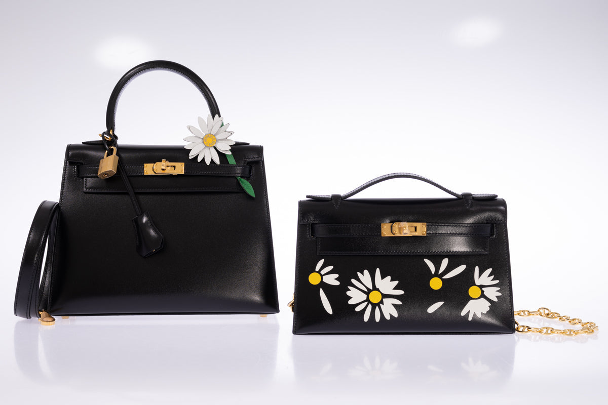 Hermès Kelly 25 Sellier Noir Box Calf Gold Hardware
