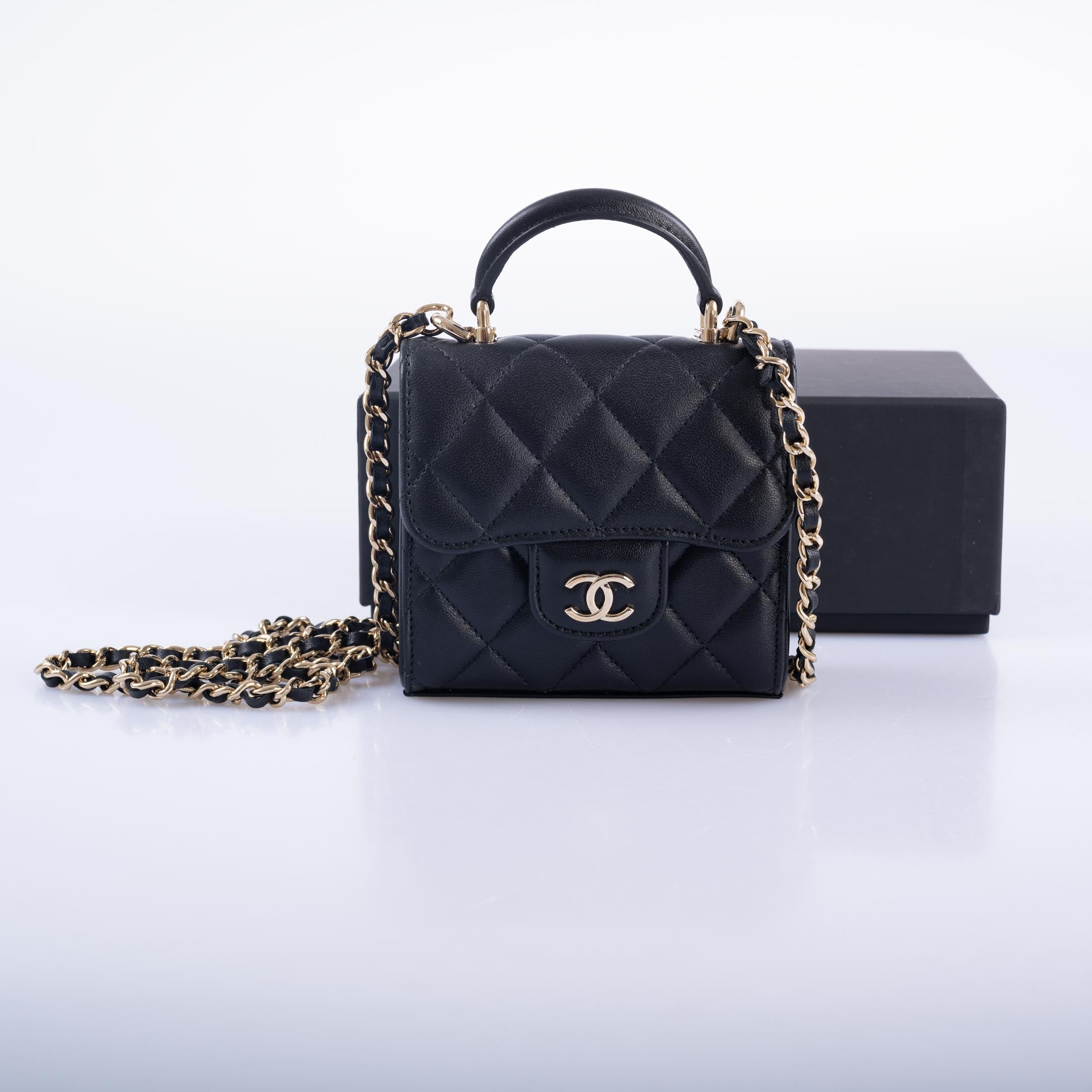 CHANEL Foldable Jewelry Box with Chain