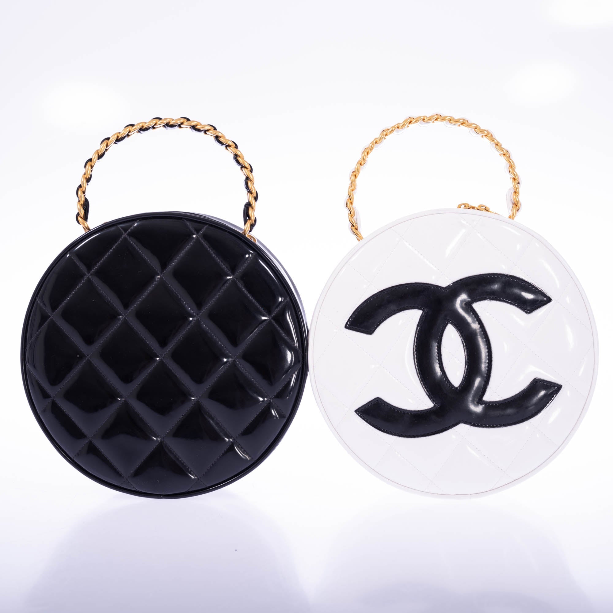 Chanel Round CC Vanity Black and White Patent Leather Gold Hardware