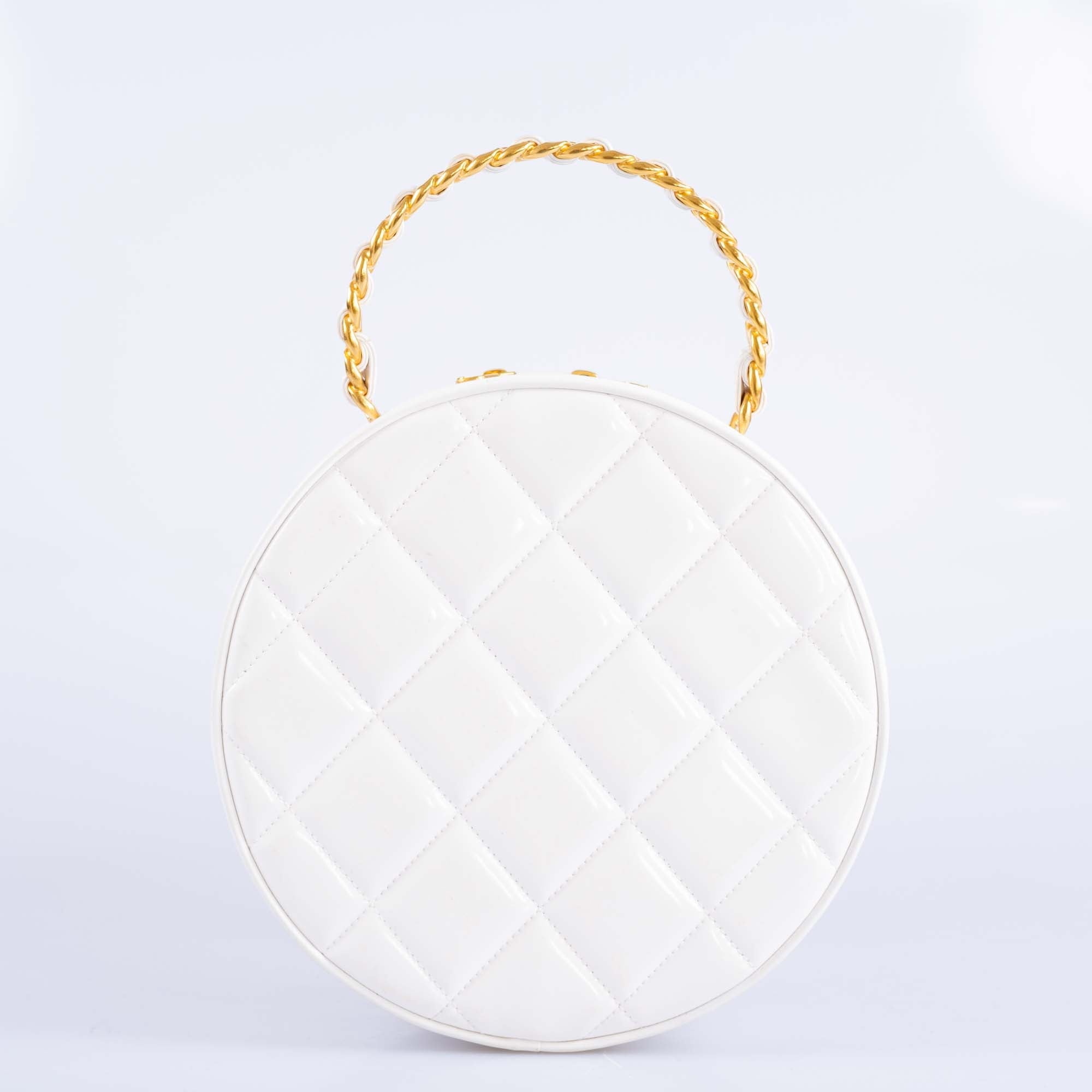 Chanel Round CC Vanity White and Black Patent Leather Gold Hardware