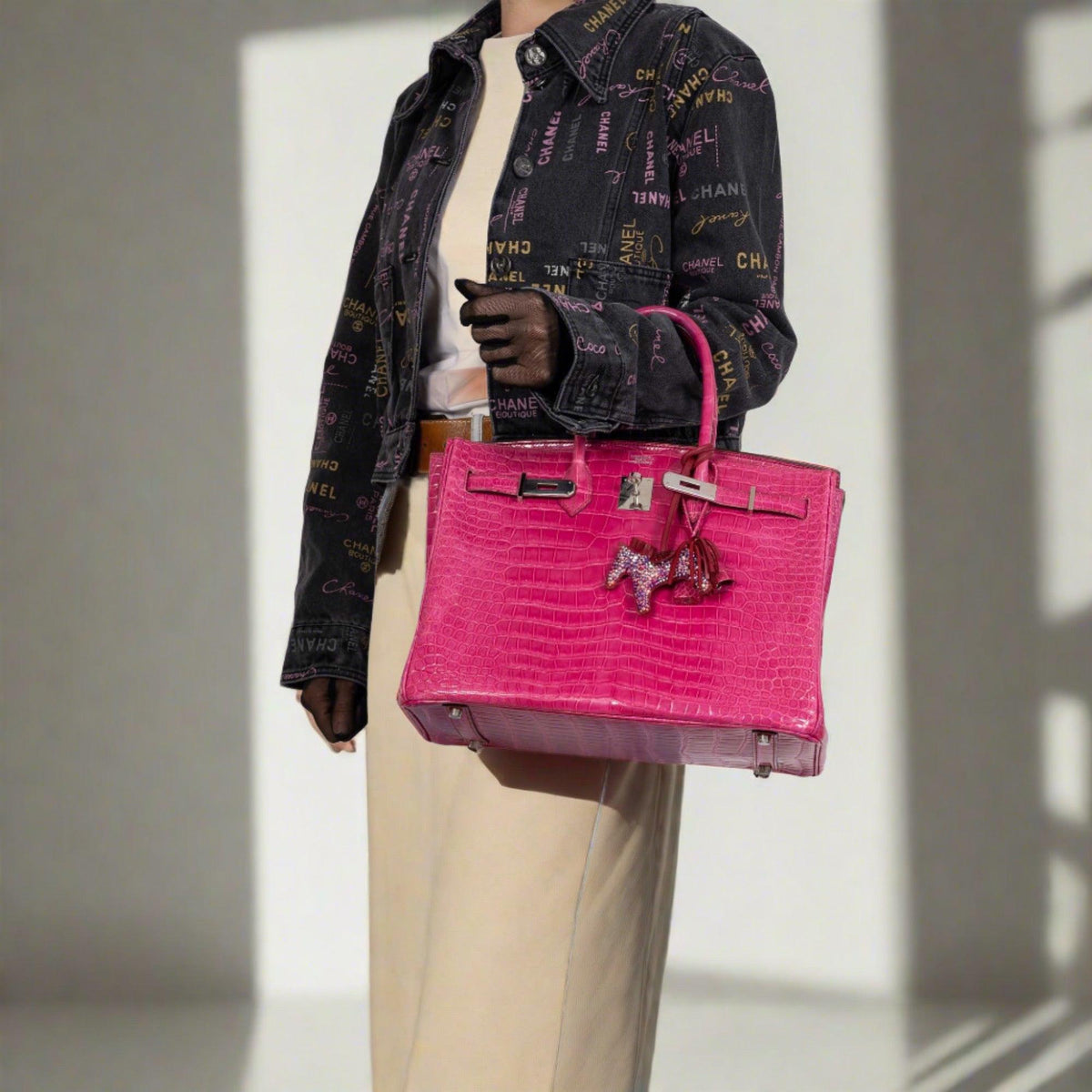 Hermès Birkin 35 in Fuchsia Shiny Porosus Crocodile with Palladium hardware, image 4 of 13