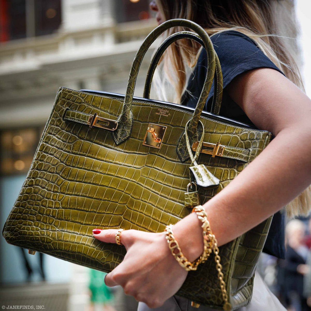 Hermès Birkin 35 in Vert Véronèse Porosus Crocodile with Gold hardware, image 6 of 10