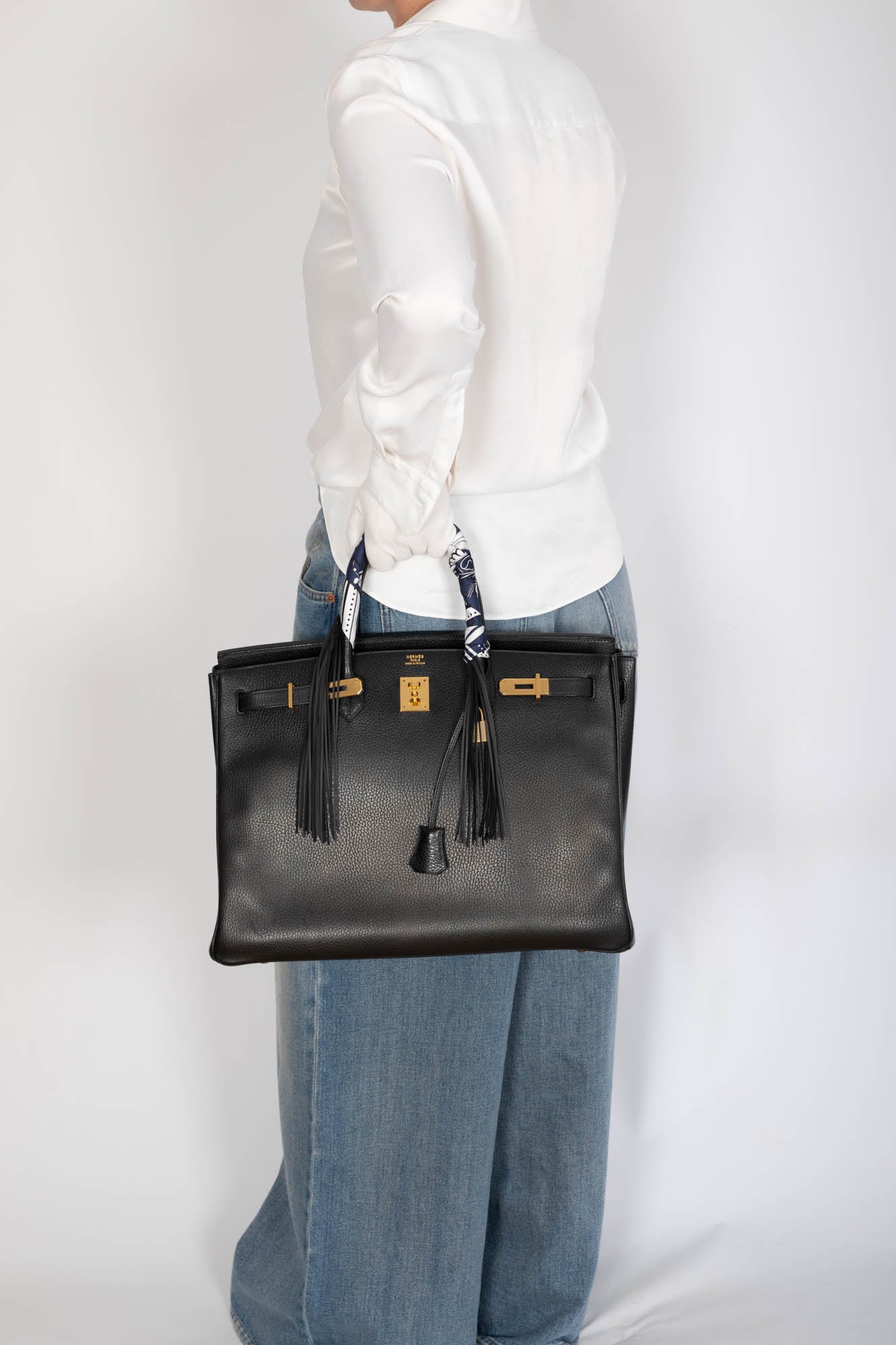 Hermès Birkin 40 Noir Vache Ardennes Gold Hardware