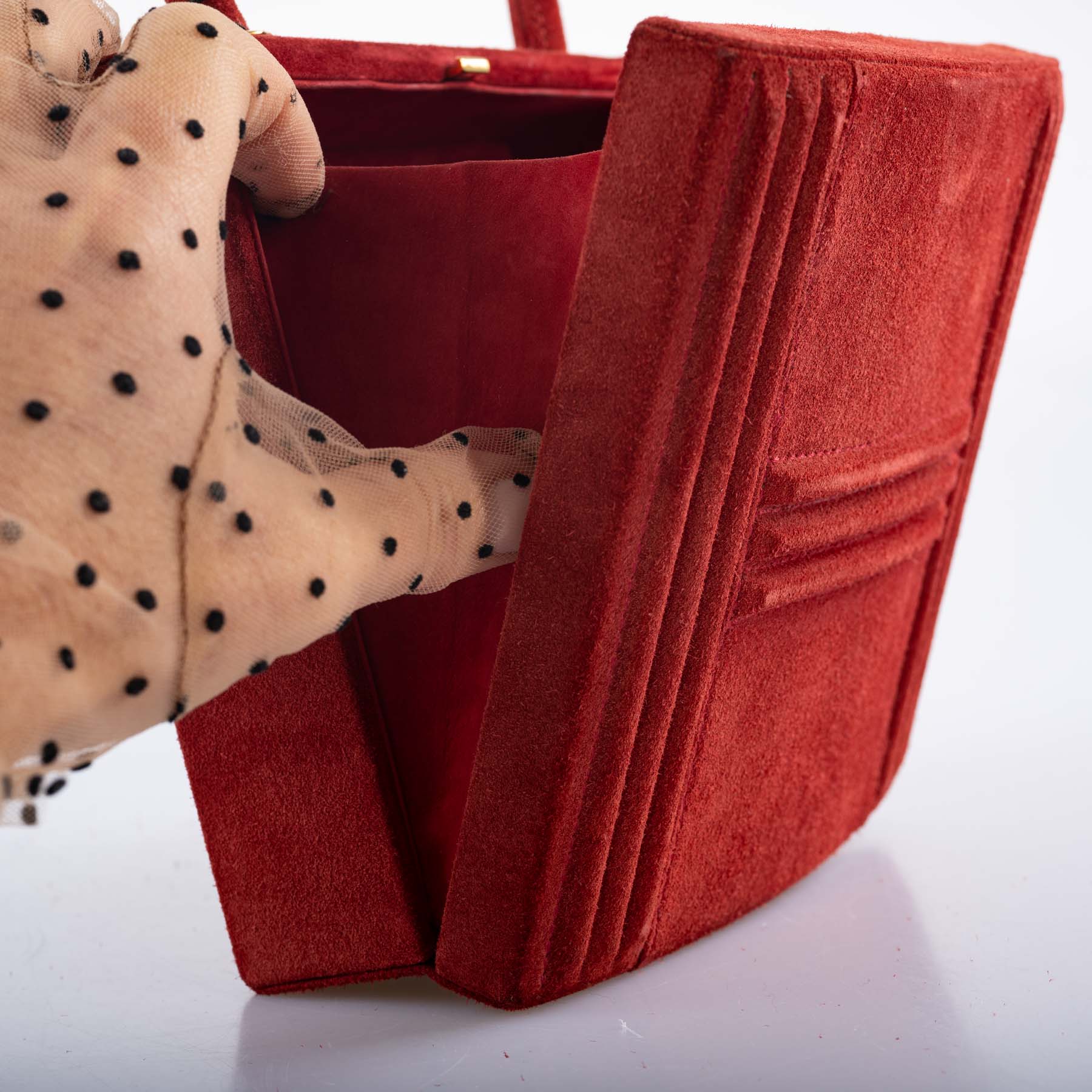Hermès Cadena Bag Rouge Veau Doblis Suede Gold Hardware
