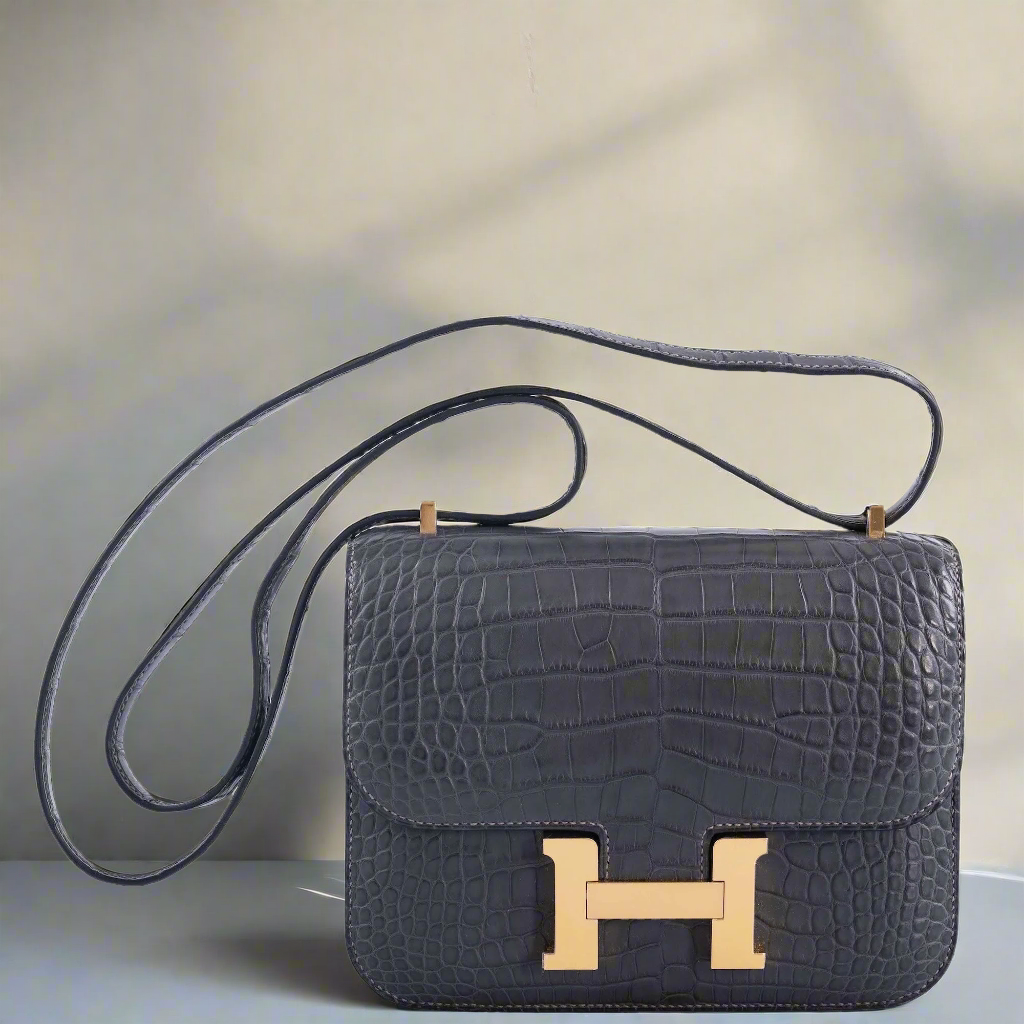 Hermès Constance 18 Graphite Matte Alligator Gold Hardware