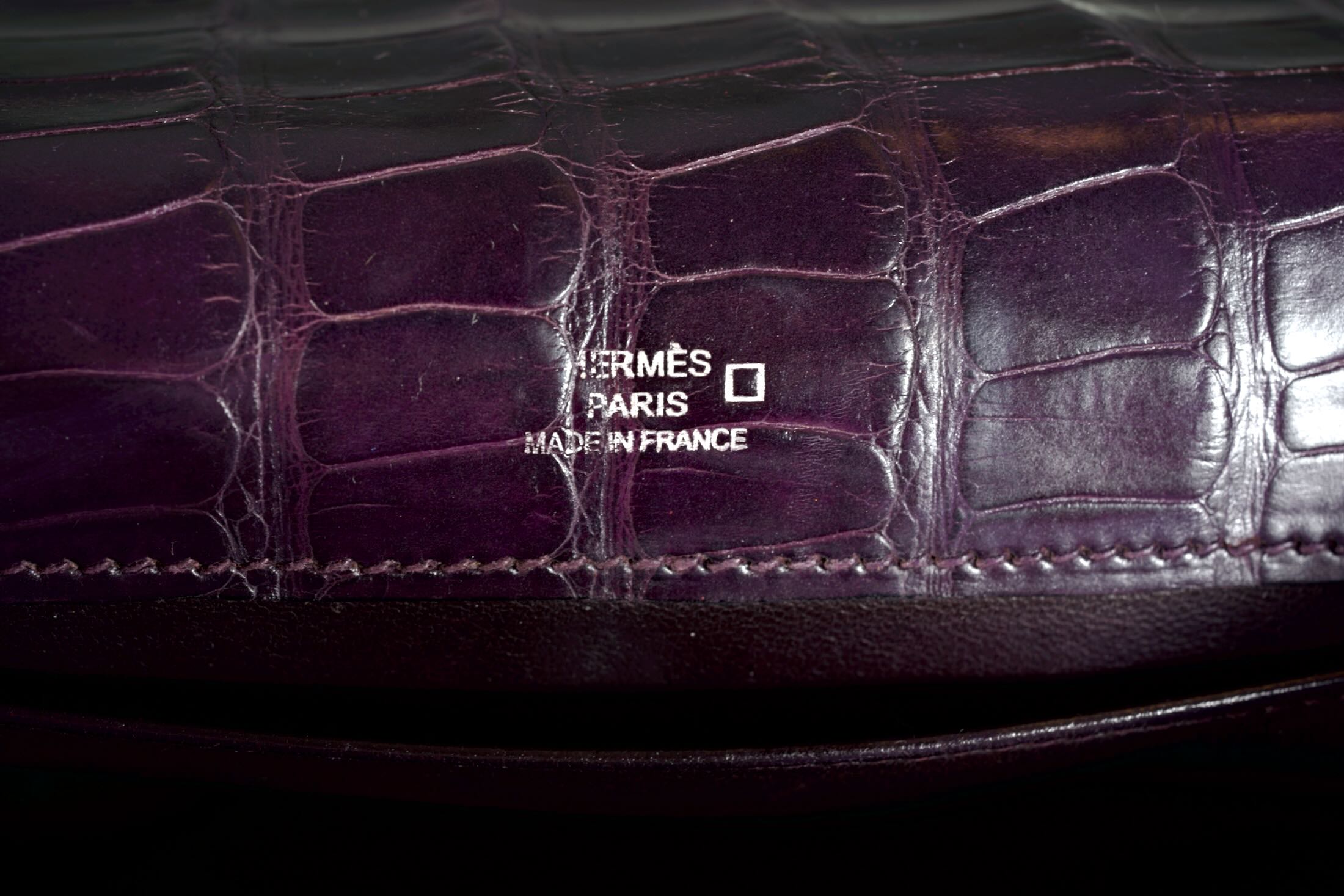 Hermès Constance Elan 25 Amethyst Shiny Niloticus Crocodile Palladium Hardware