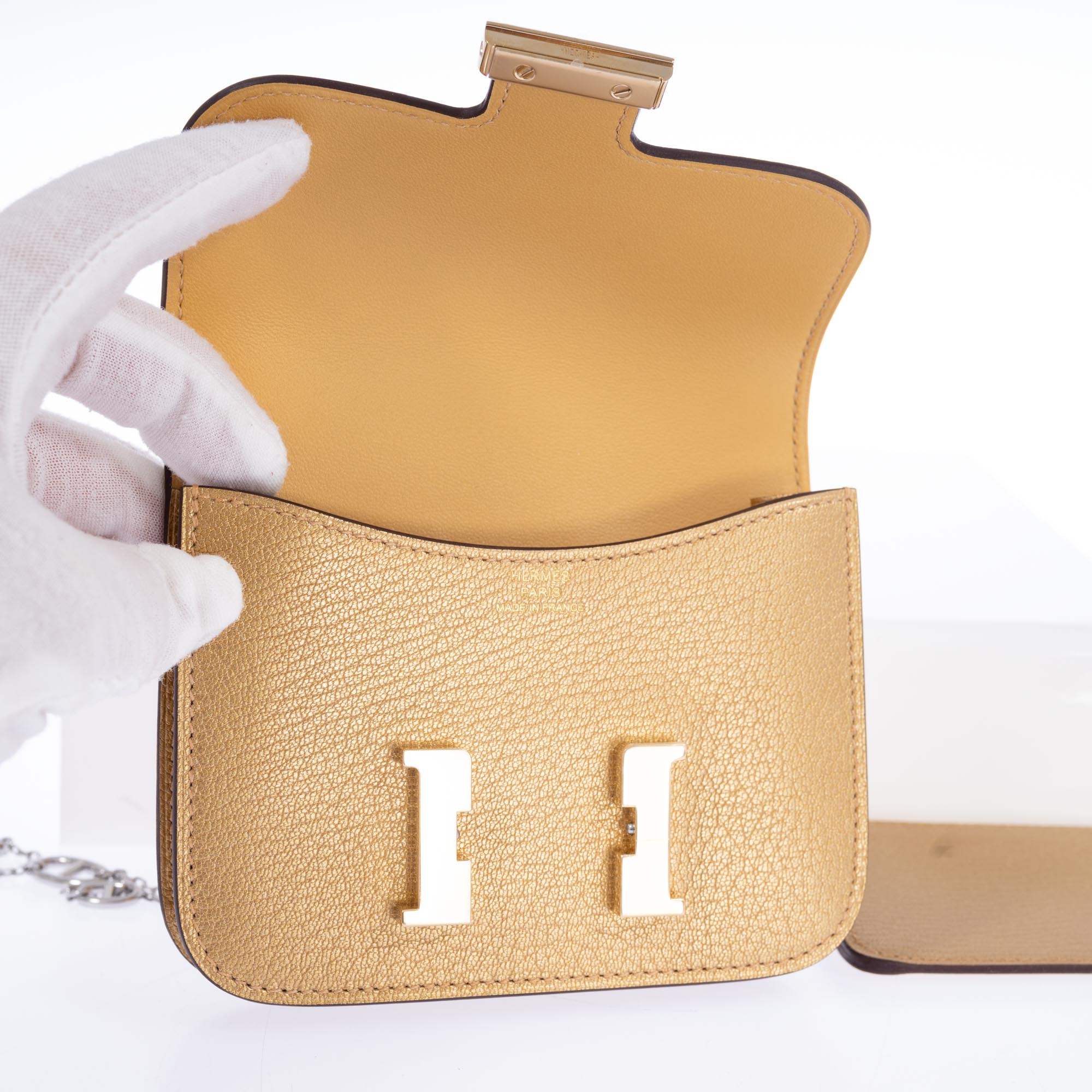Hermès Constance Slim Gold Doré in Chamkilight Goatskin Permabrass Hardware
