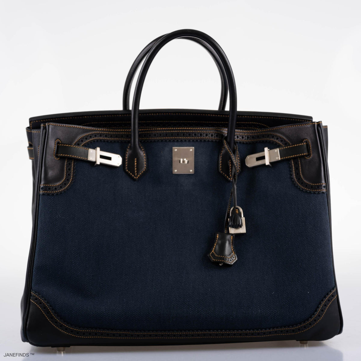 Hermès Ghillies Birkin 40 Indigo Denim and Noir Evercalf, three-quarter view