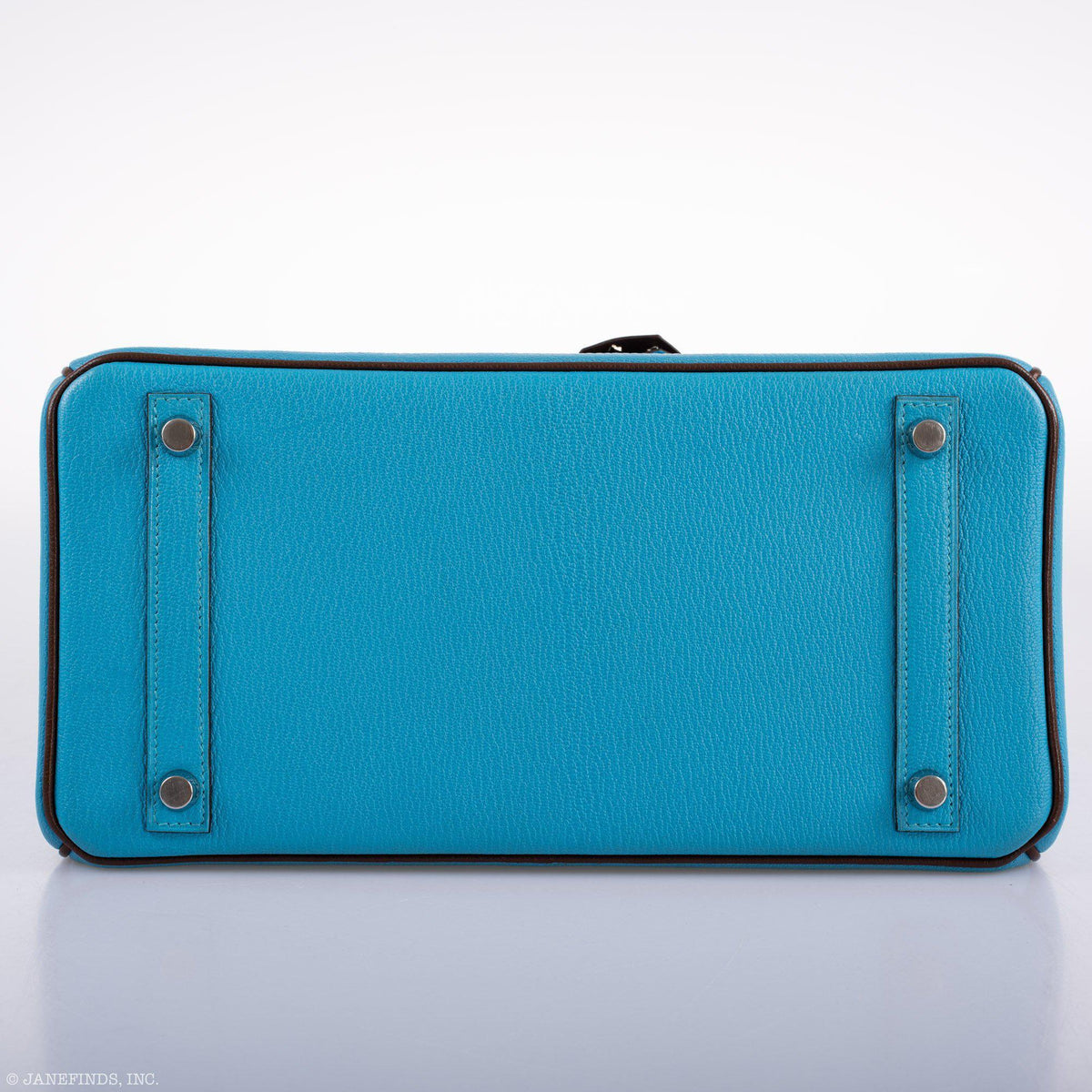 Hermès HSS Birkin 30 Bleu Aztec and Havane Chèvre Mysore Palladium Hardware, underside with base studs