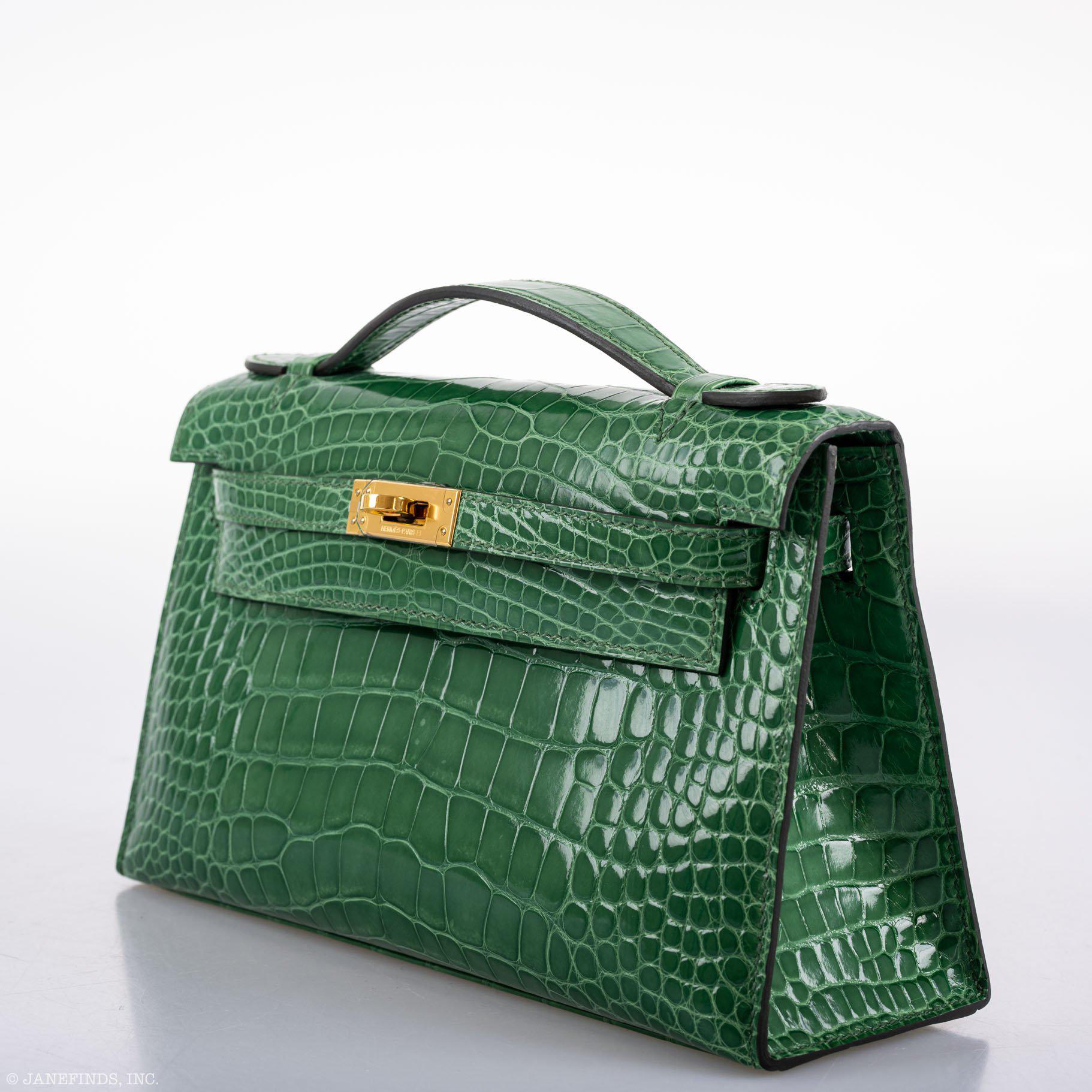 Hermès JPG Kelly Pochette Cactus Alligator with Gold Hardware