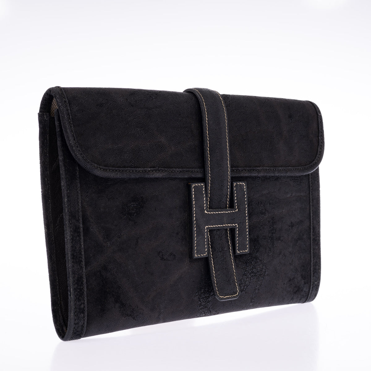 Hermès Jige 29 Noir Elephant, three-quarter view from the left