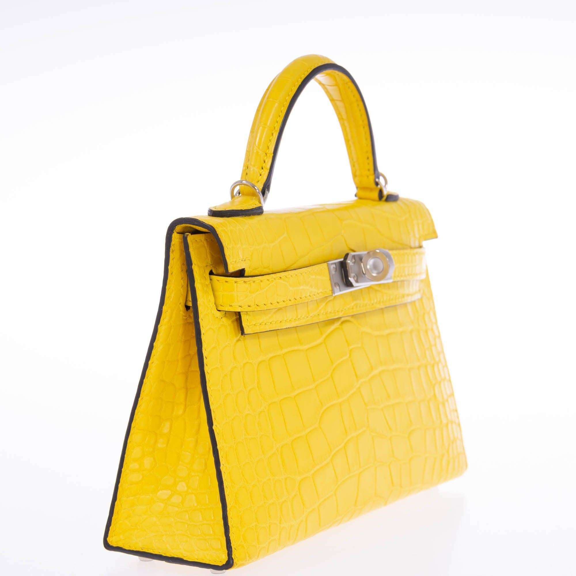 Hermès Kelly 20 Mini II Sellier Mimosa Matte Alligator Palladium Hardware