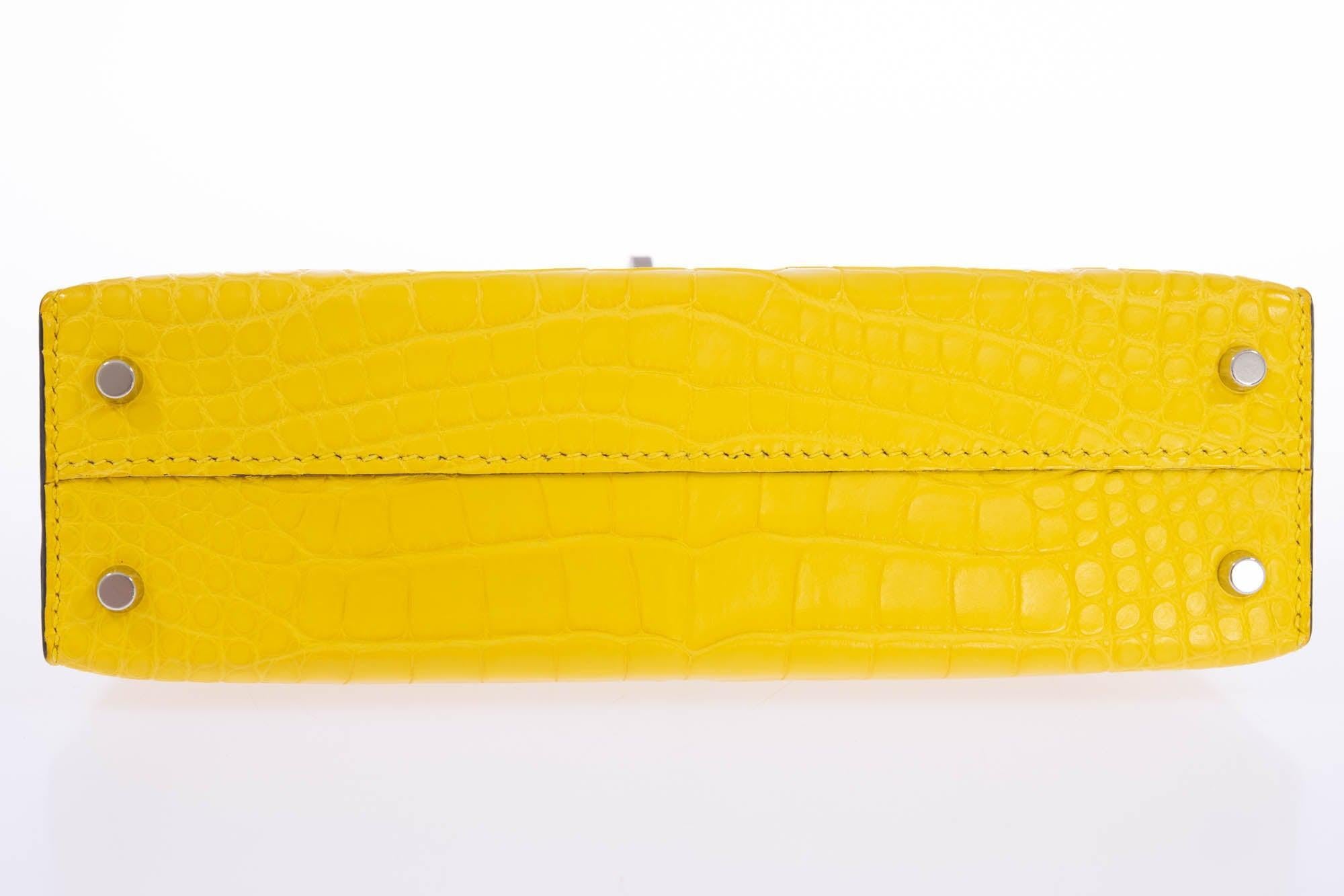 Hermès Kelly 20 Mini II Sellier Mimosa Matte Alligator Palladium Hardware