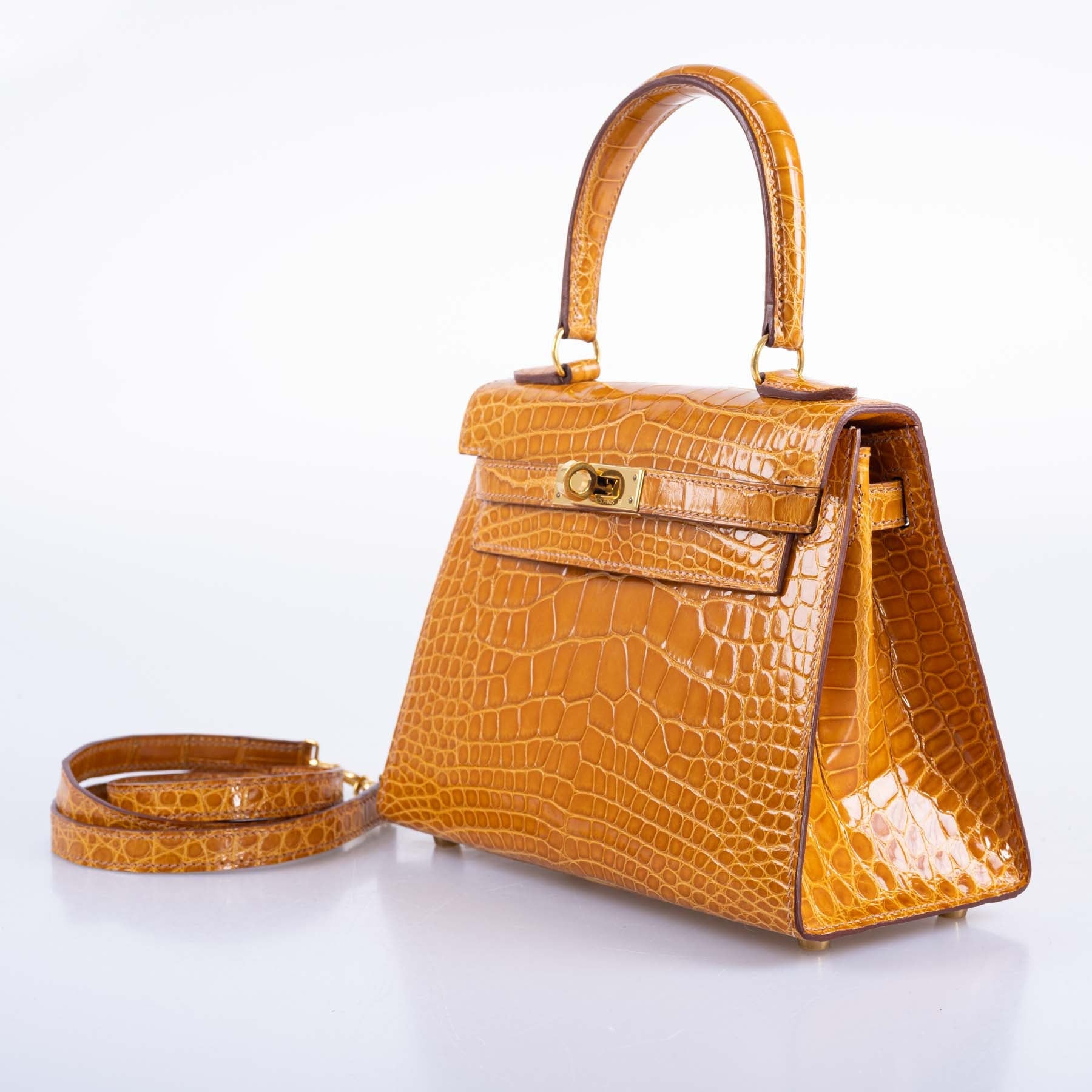 Hermès Kelly 20 Mini Sellier Saffron Alligator with Gold Hardware