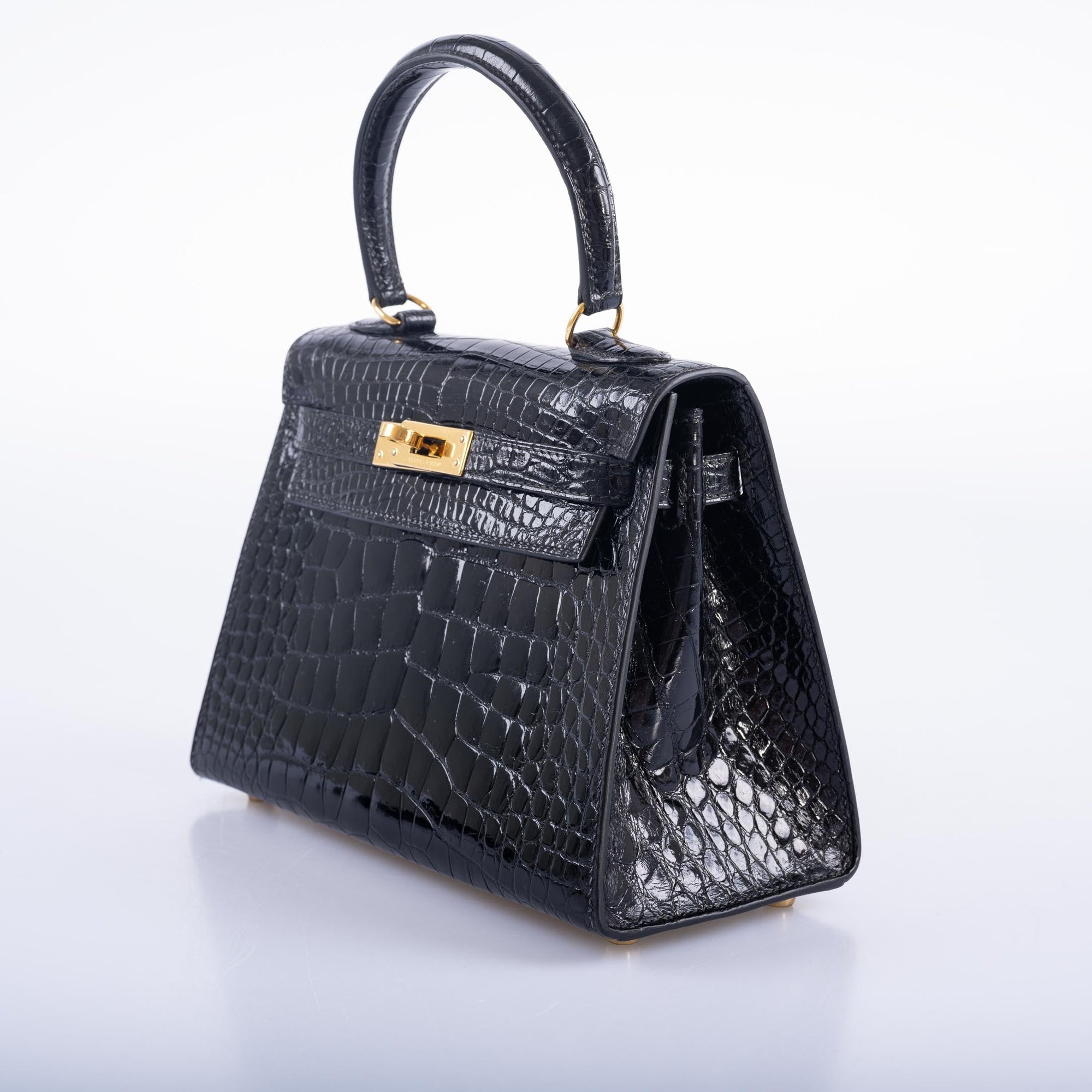 Hermès Kelly 20 Mini Vintage Black Noir Alligator with Gold Hardware