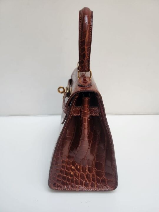 Hermès Kelly 20 in Miel Niloticus Crocodile with Gold hardware, image 3 of 5