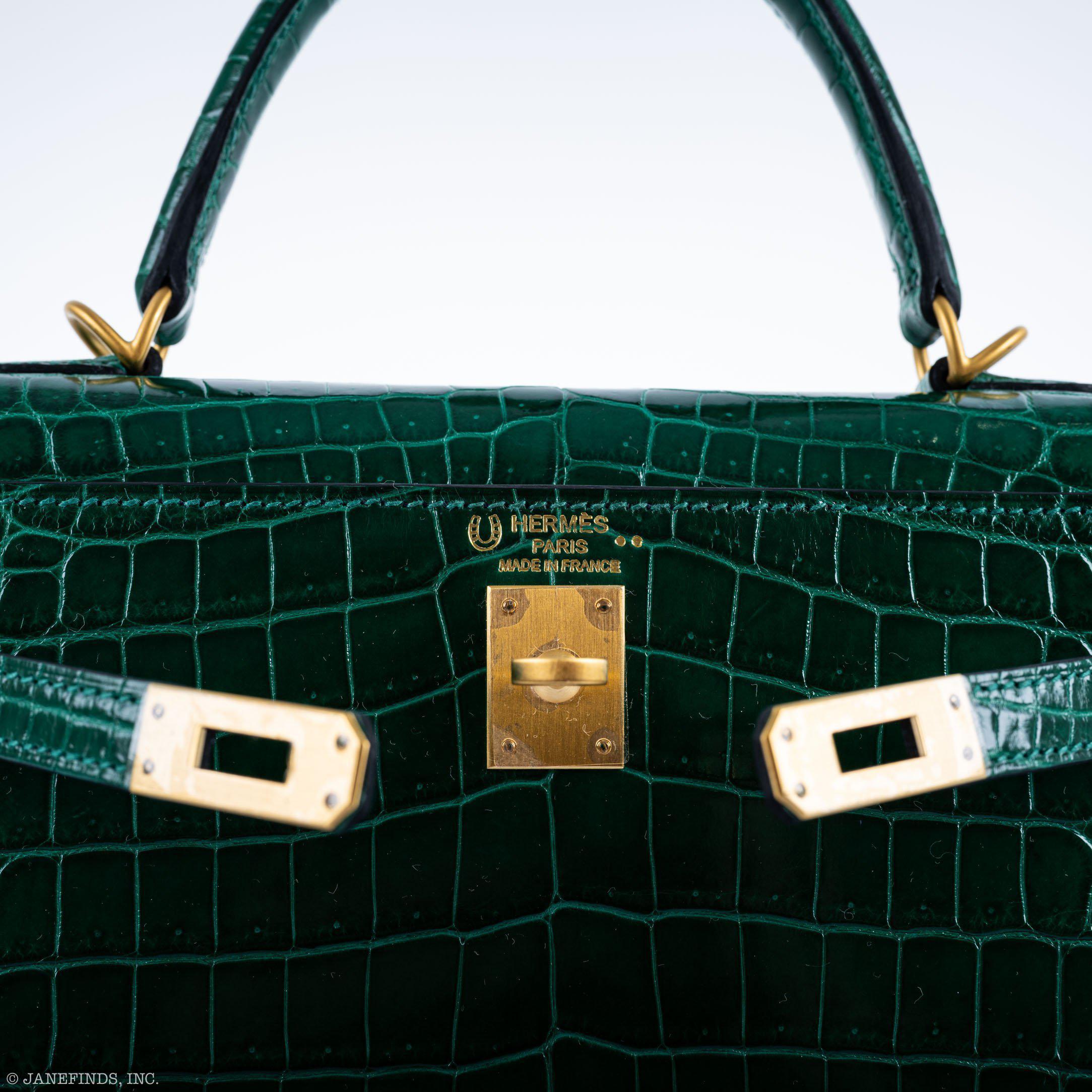 Hermès Kelly 25 HSS Sellier Emerald Nilo Crocodile & Cassis Brushed Gold Hardware