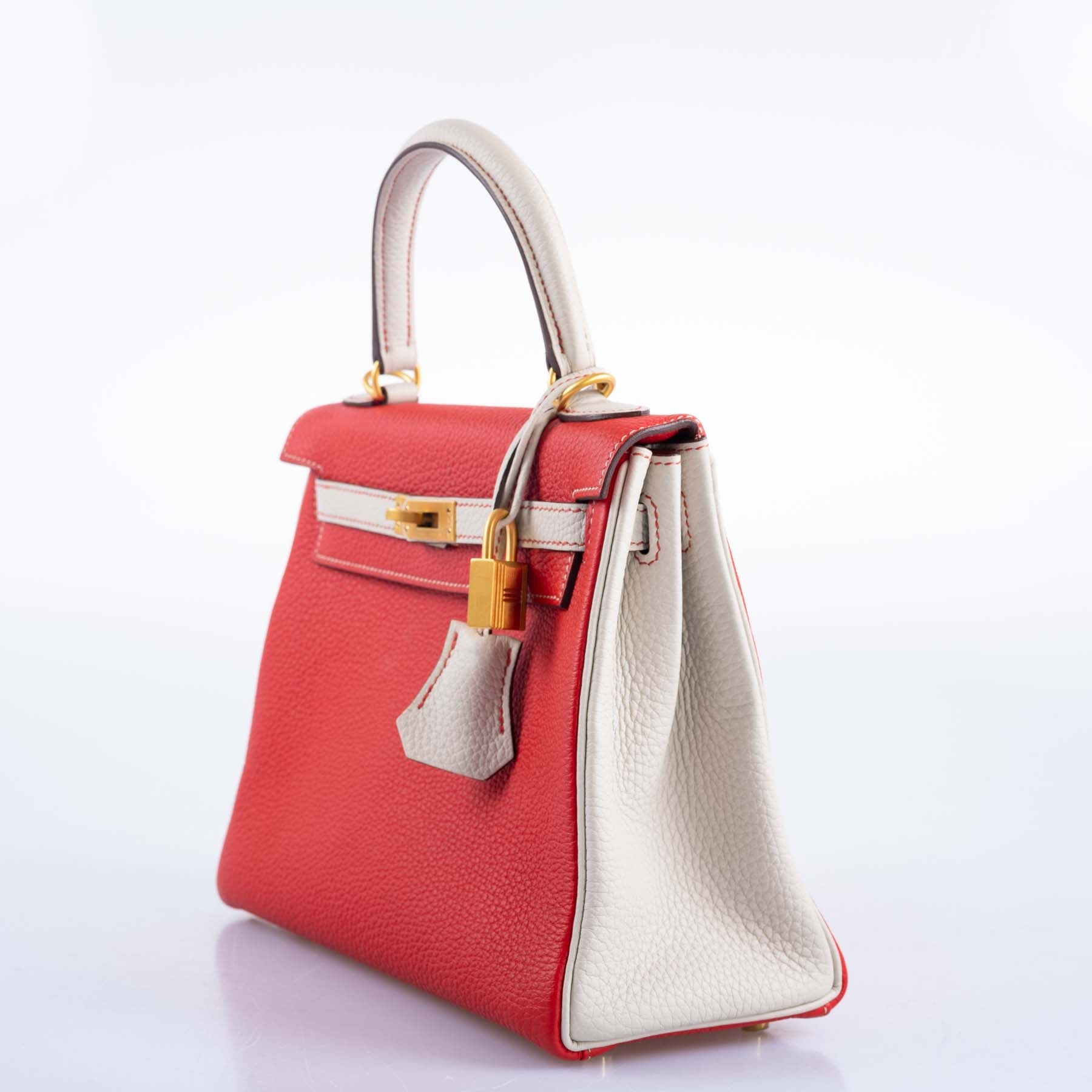 Hermès Kelly 25 Retourne HSS Rouge de Coeur/Craie Togo Brushed Gold Hardware