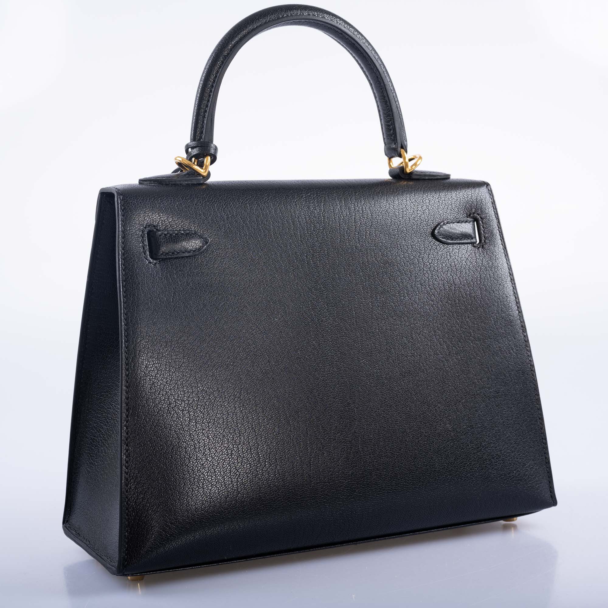 Hermès Kelly 25 Sellier Black Chevre Chamkila Gold Hardware