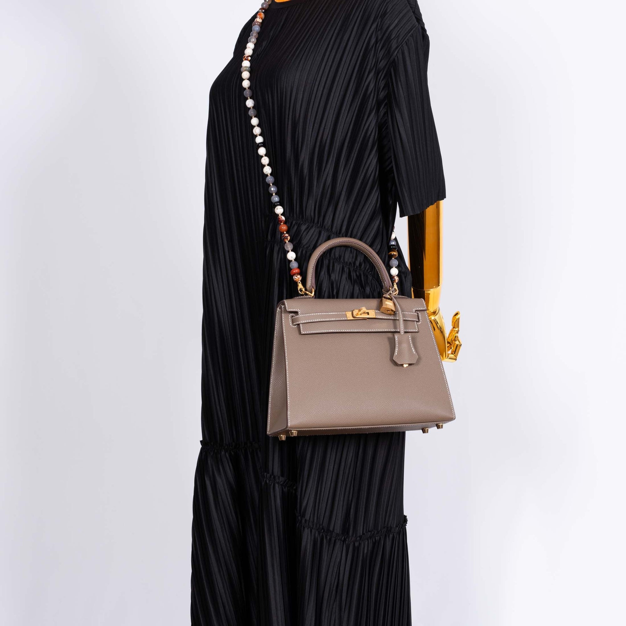 Hermès Kelly 25 Sellier Etoupe Epsom with Gold Hardware