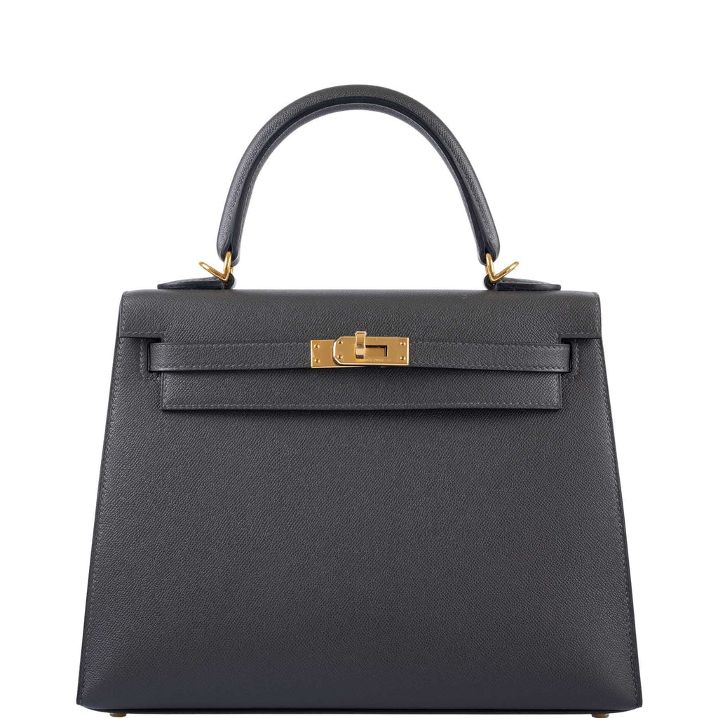 Hermes Kelly mini bag  Hermes kelly 25, Hermes kelly bag, Casual chic  outfit