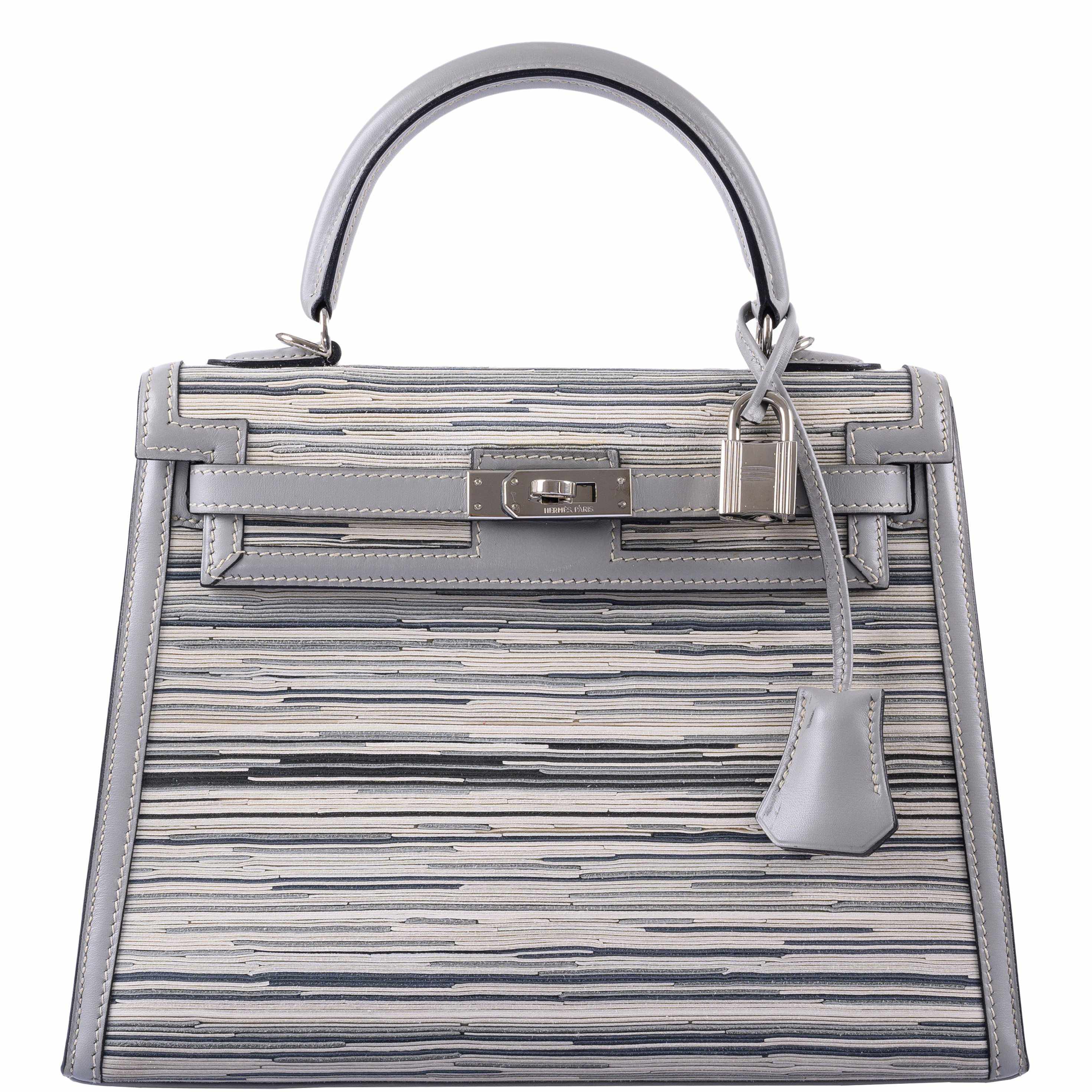 Hermès Kelly 25 Sellier Gris Perle Box & Vibrato Leather Palladium Hardware