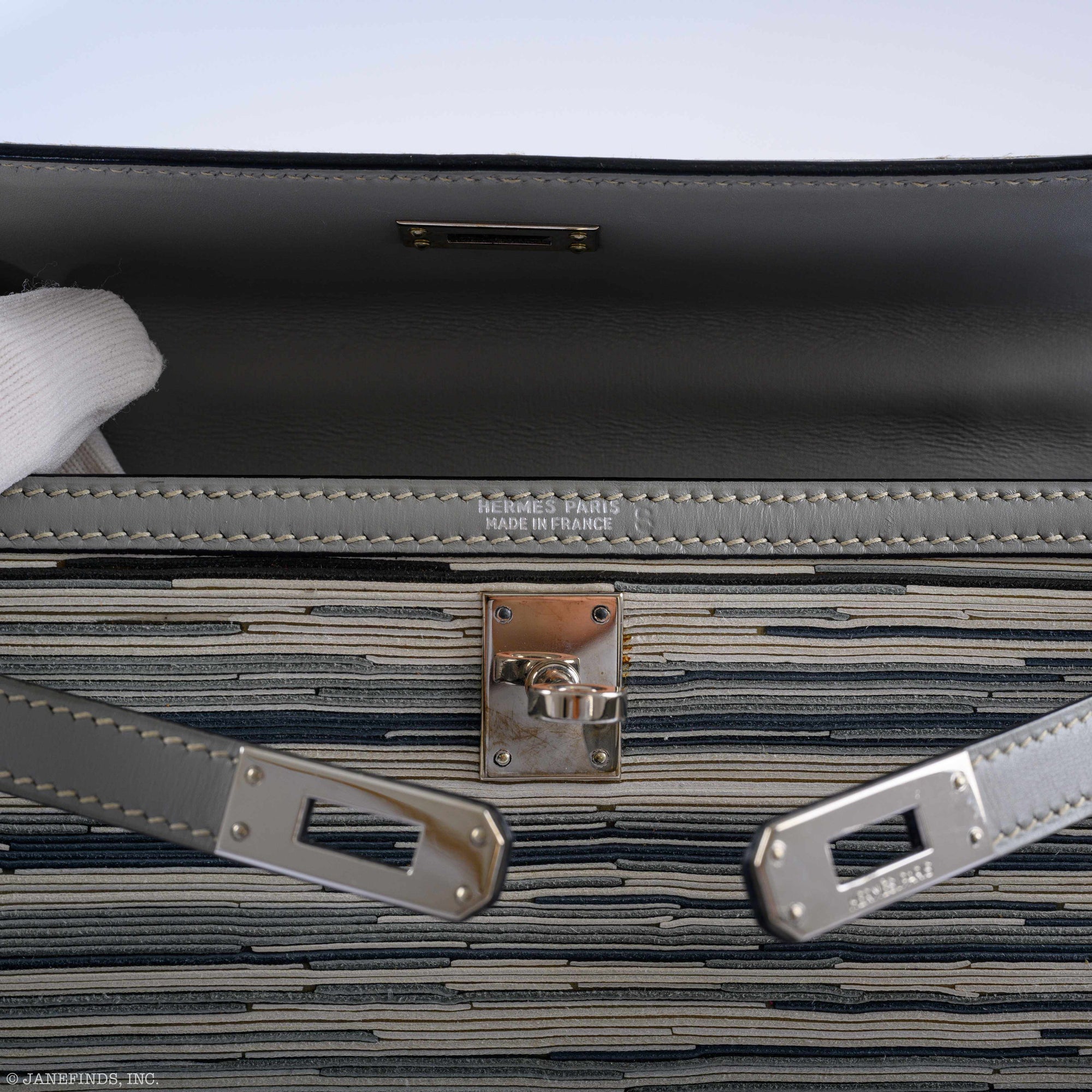 Hermès Kelly Sellier 25 Vibrato & Gris Tourterelle Box Calf Palladium Hardware