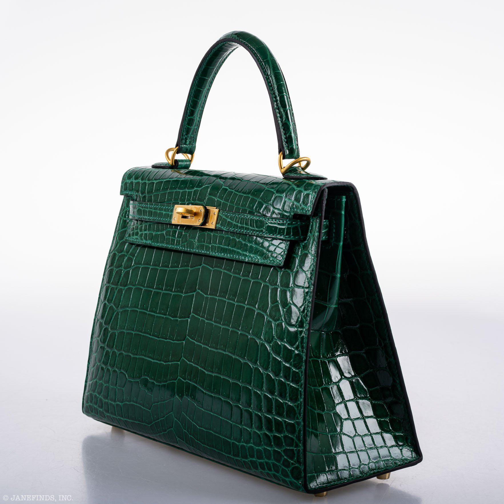 Hermès Kelly 25 Sellier HSS Vert Émeraude Shiny Niloticus Crocodile Bleu Marine Interior Brushed Gold Hardware