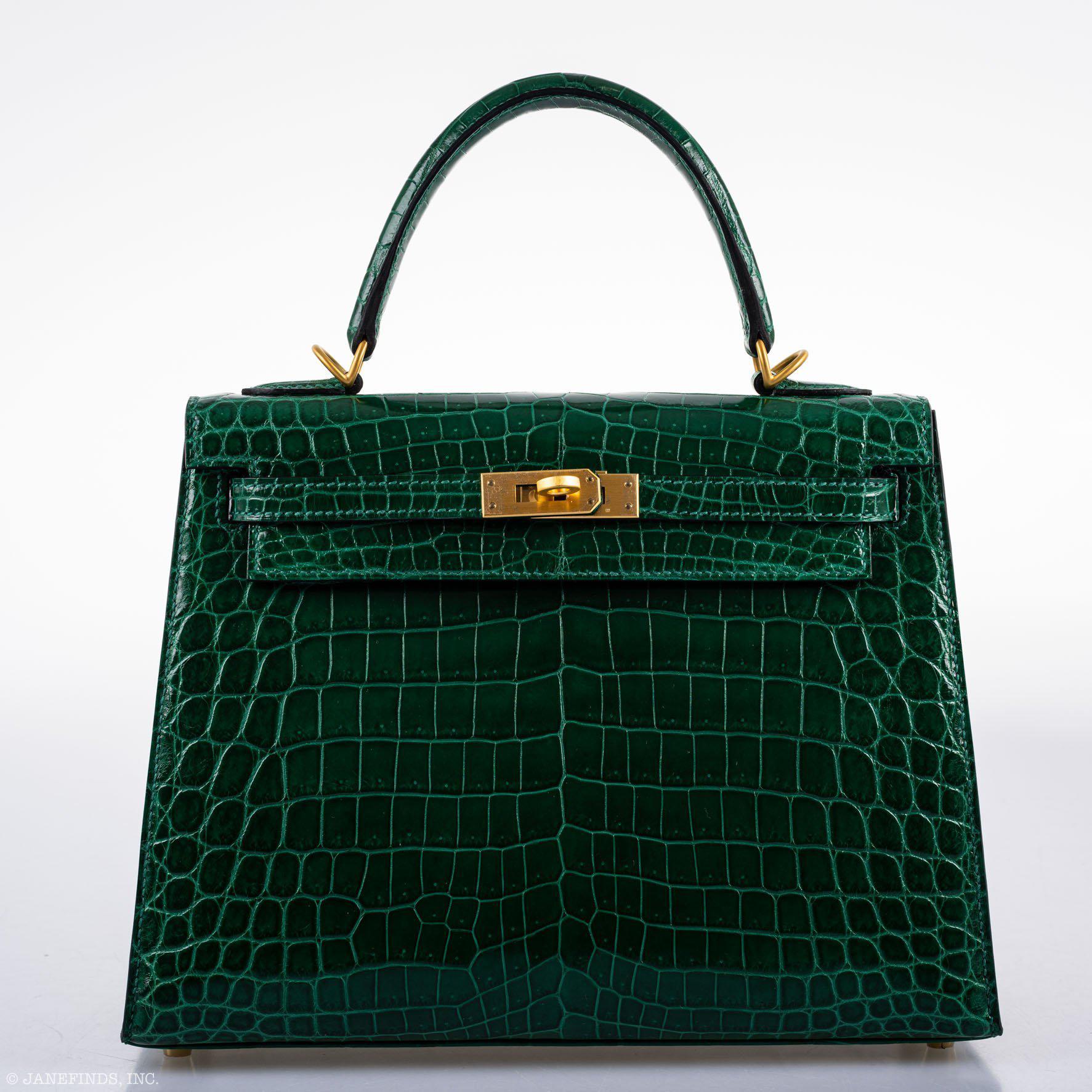 Hermès Kelly 25 Sellier HSS Vert Émeraude Shiny Niloticus Crocodile Bleu Marine Interior Brushed Gold Hardware