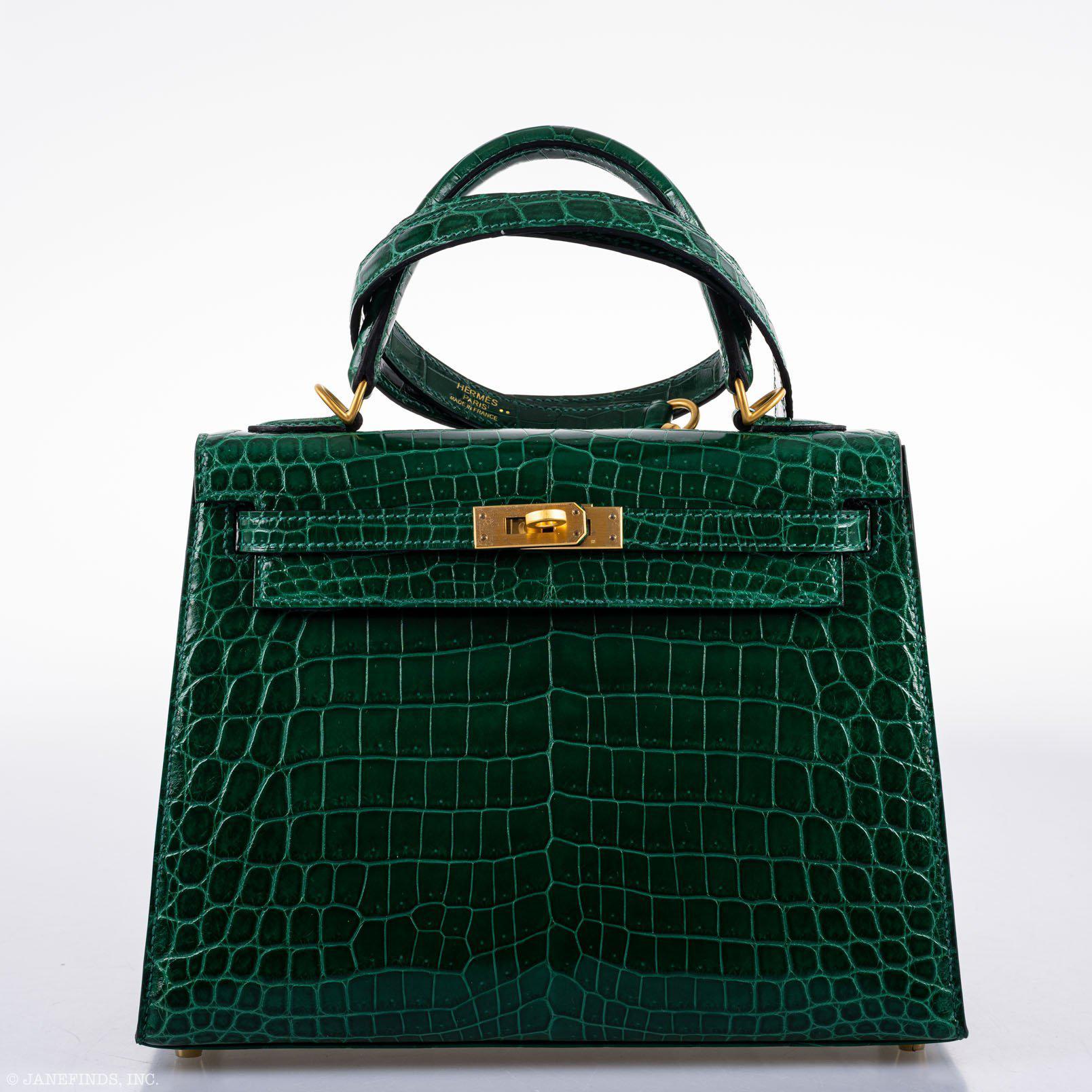 Hermès Kelly 25 Sellier HSS Vert Émeraude Shiny Niloticus Crocodile Bleu Marine Interior Brushed Gold Hardware