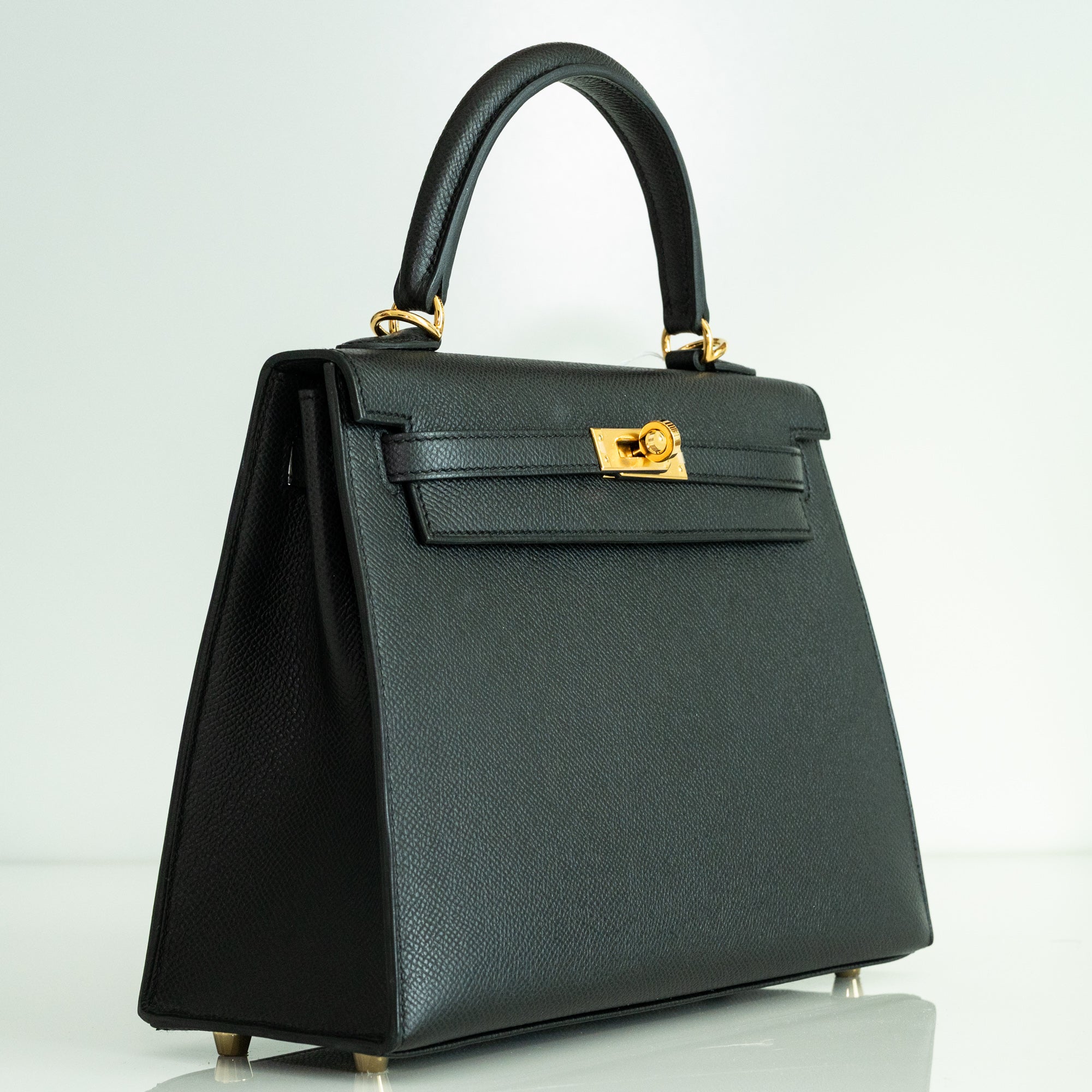Hermès Kelly 25 Sellier Noir Epsom Gold Hardware