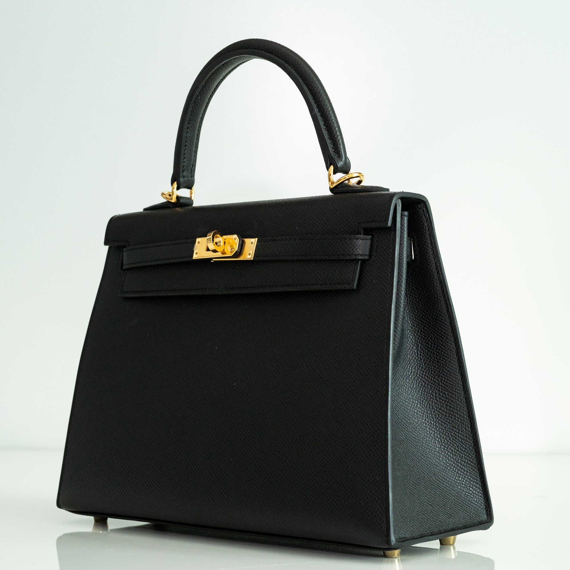 Hermès Kelly 25 Sellier Noir Epsom Gold Hardware