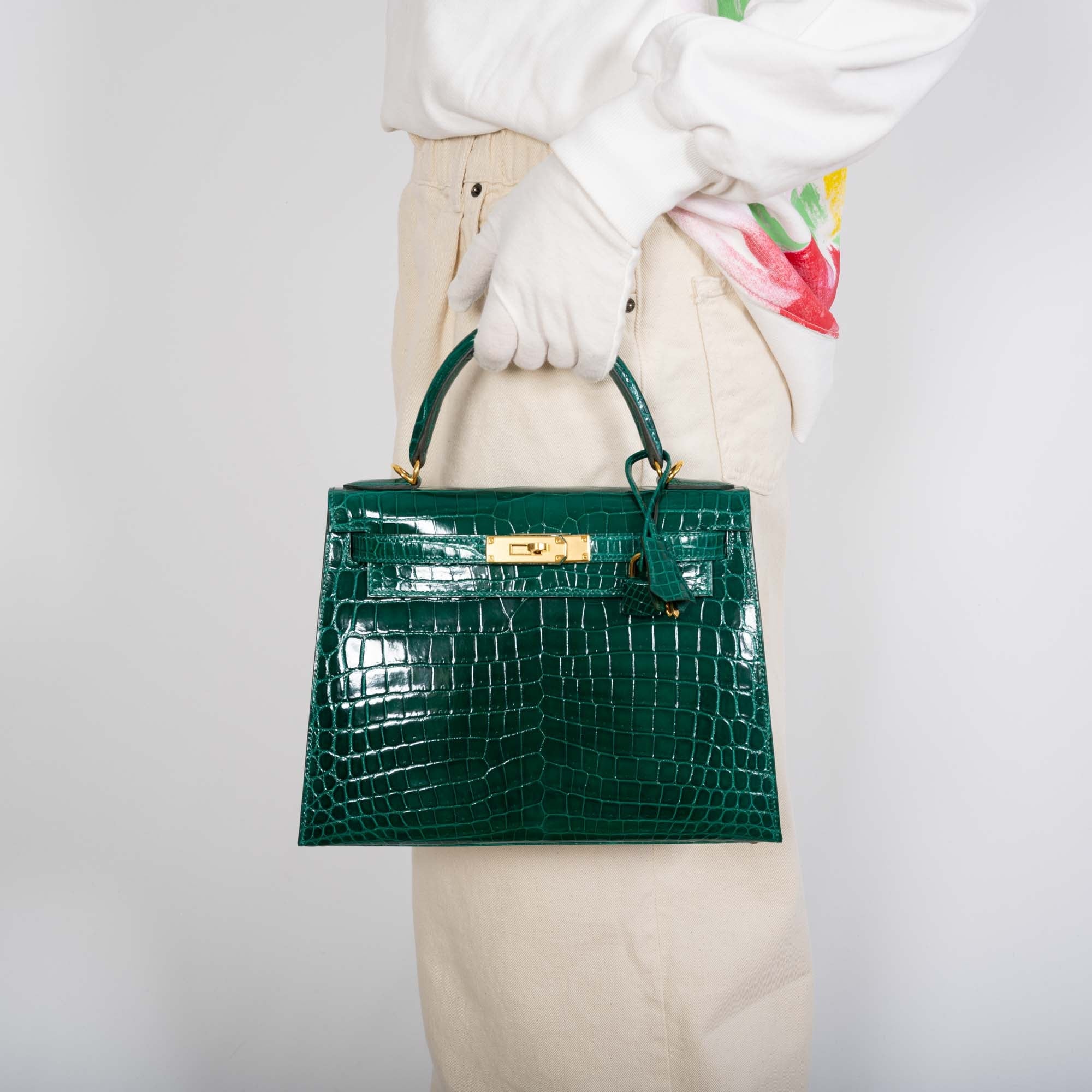 Hermès Kelly 28 Sellier Emerald Shiny Nilo Crocodile Gold Hardware