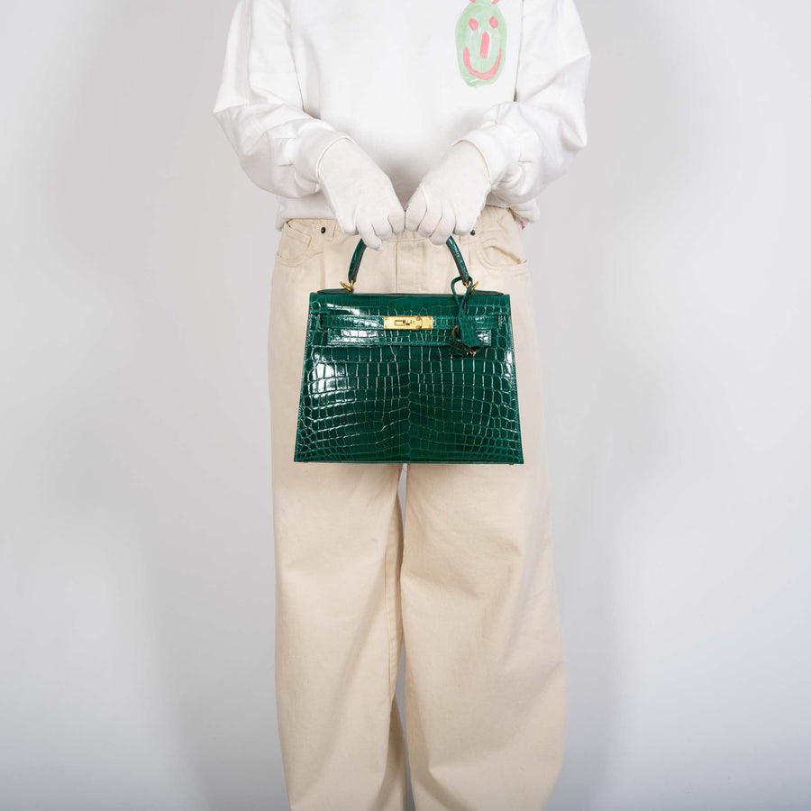 Hermès Kelly 28 Sellier Emerald Shiny Nilo Crocodile Gold Hardware