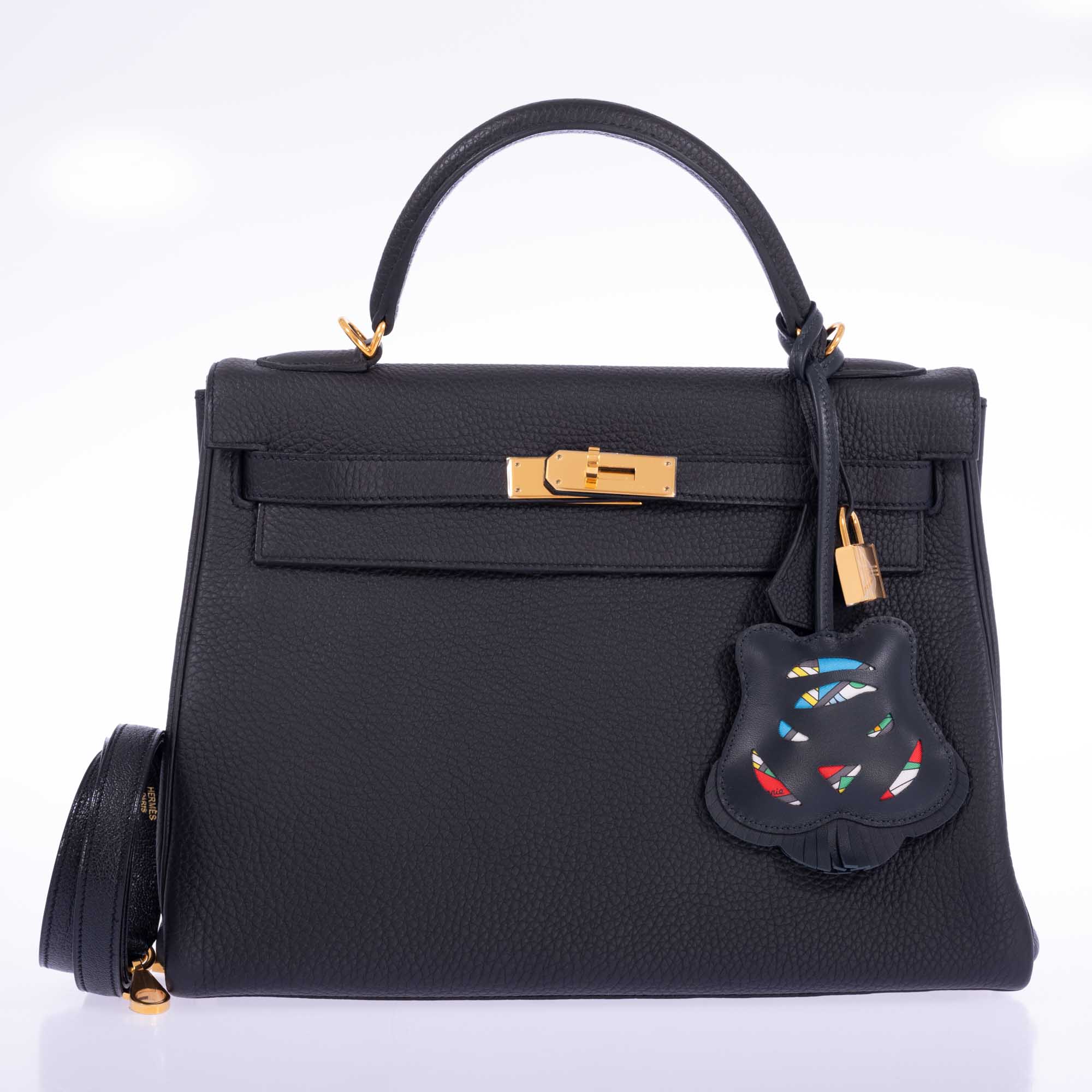 Hermès Kelly 32 Black Togo Gold Hardware