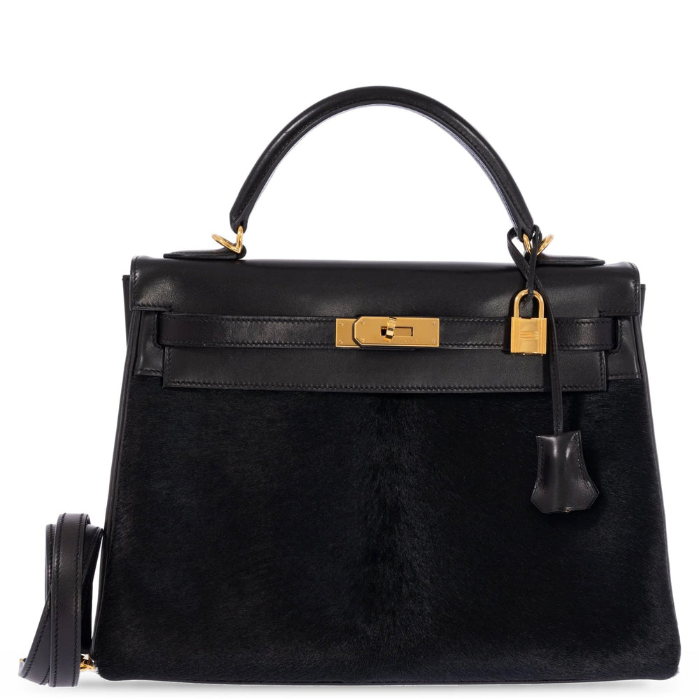Hermès Kelly 32 Retourne Noir Box Calf and Pony Skin Gold Hardware, front view, closed, with lock, clochette and detachable shoulder strap