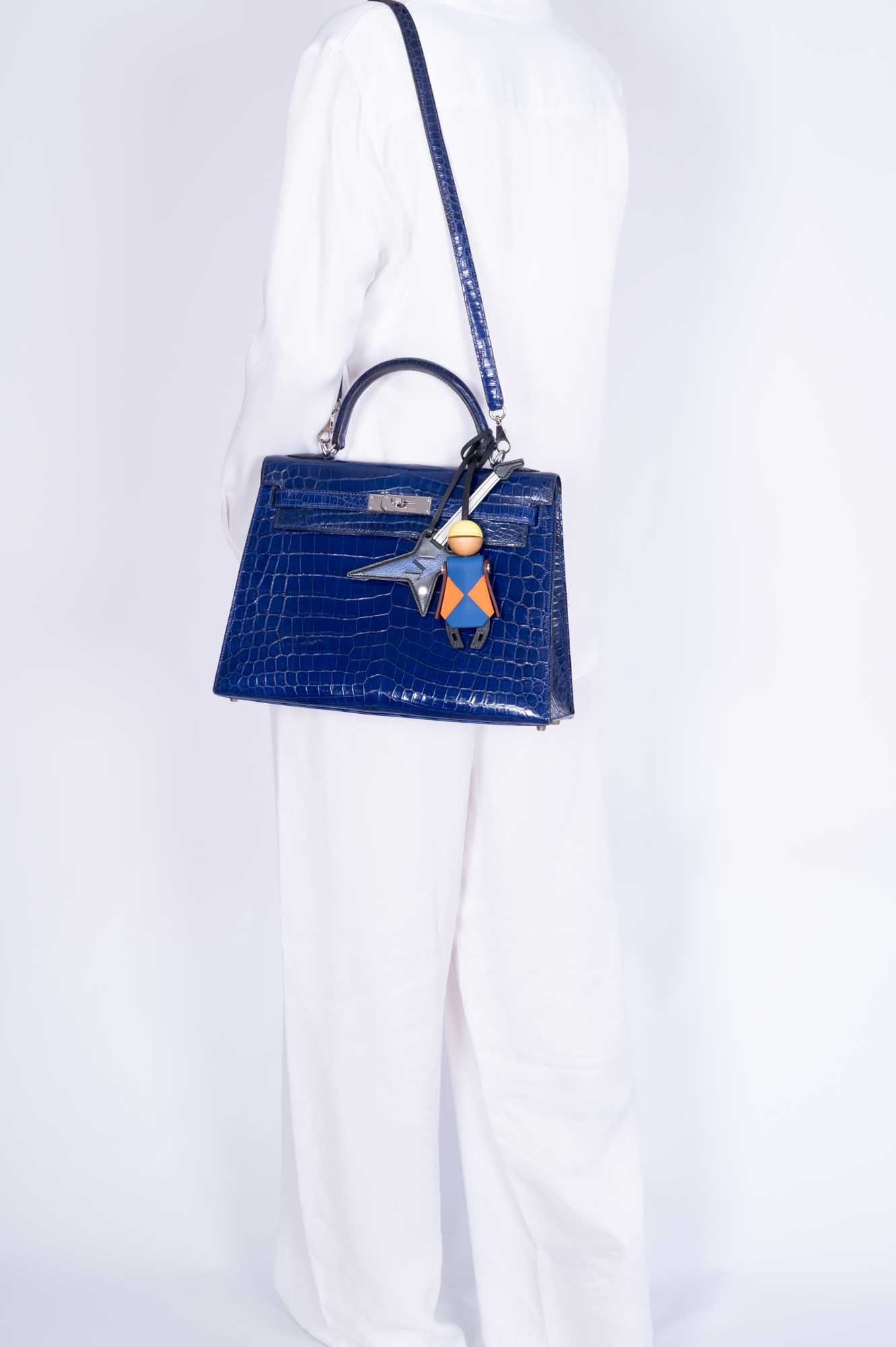 Hermès Kelly 32 Sellier Blue Electric Shiny Porosus Crocodile Palladium Hardware