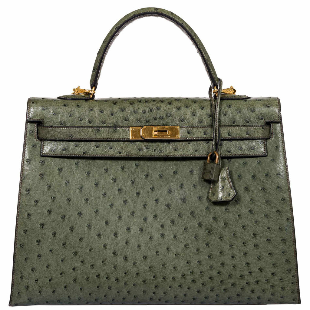 Kelly 35 Gold Colour in Ostrich Leather with gold Hardware. Hermès