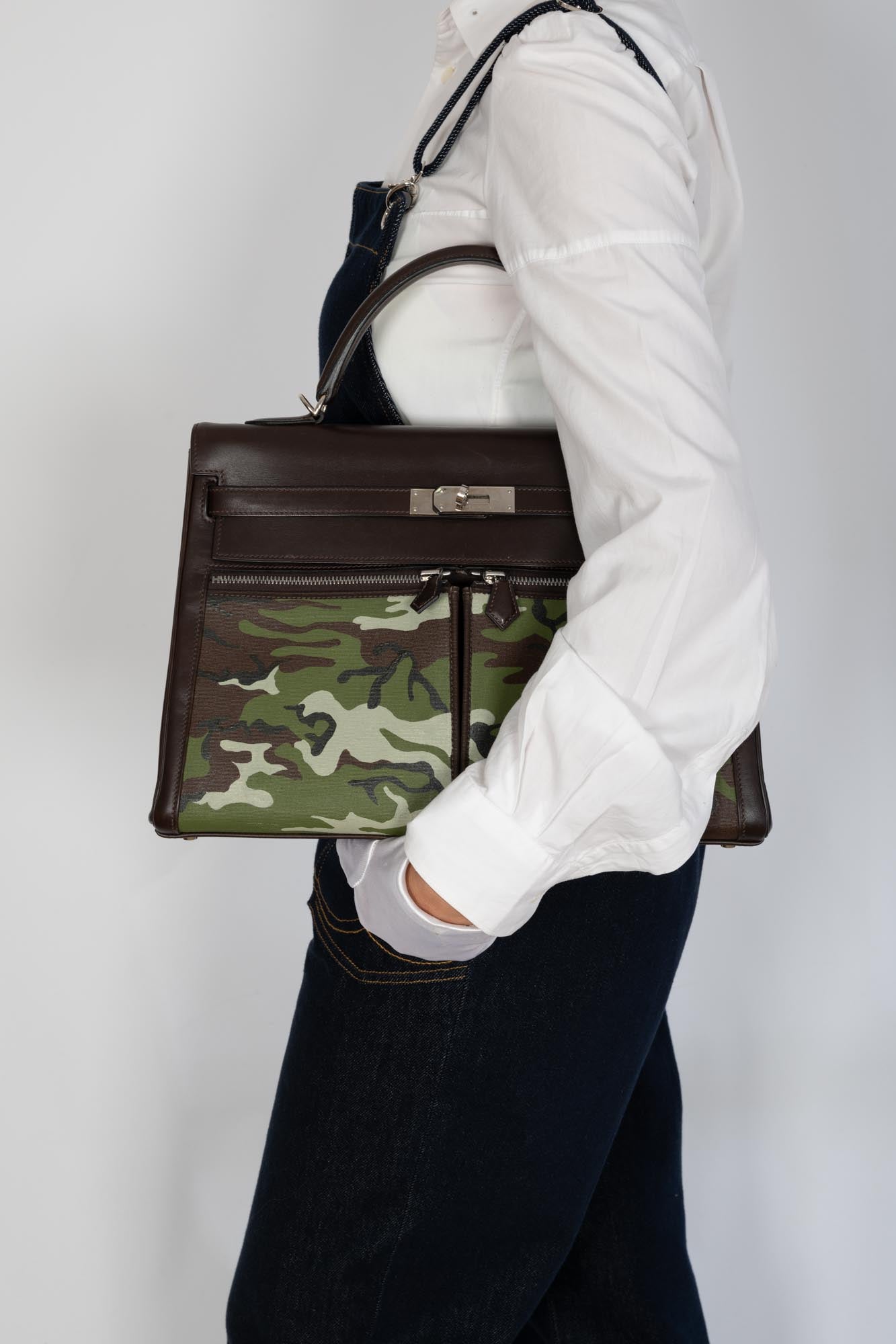 Hermès Kelly 40 Lakis Retourne Brown Swift with JF Custom Graffiti Paint and Canvas Pockets Palladium Hardware