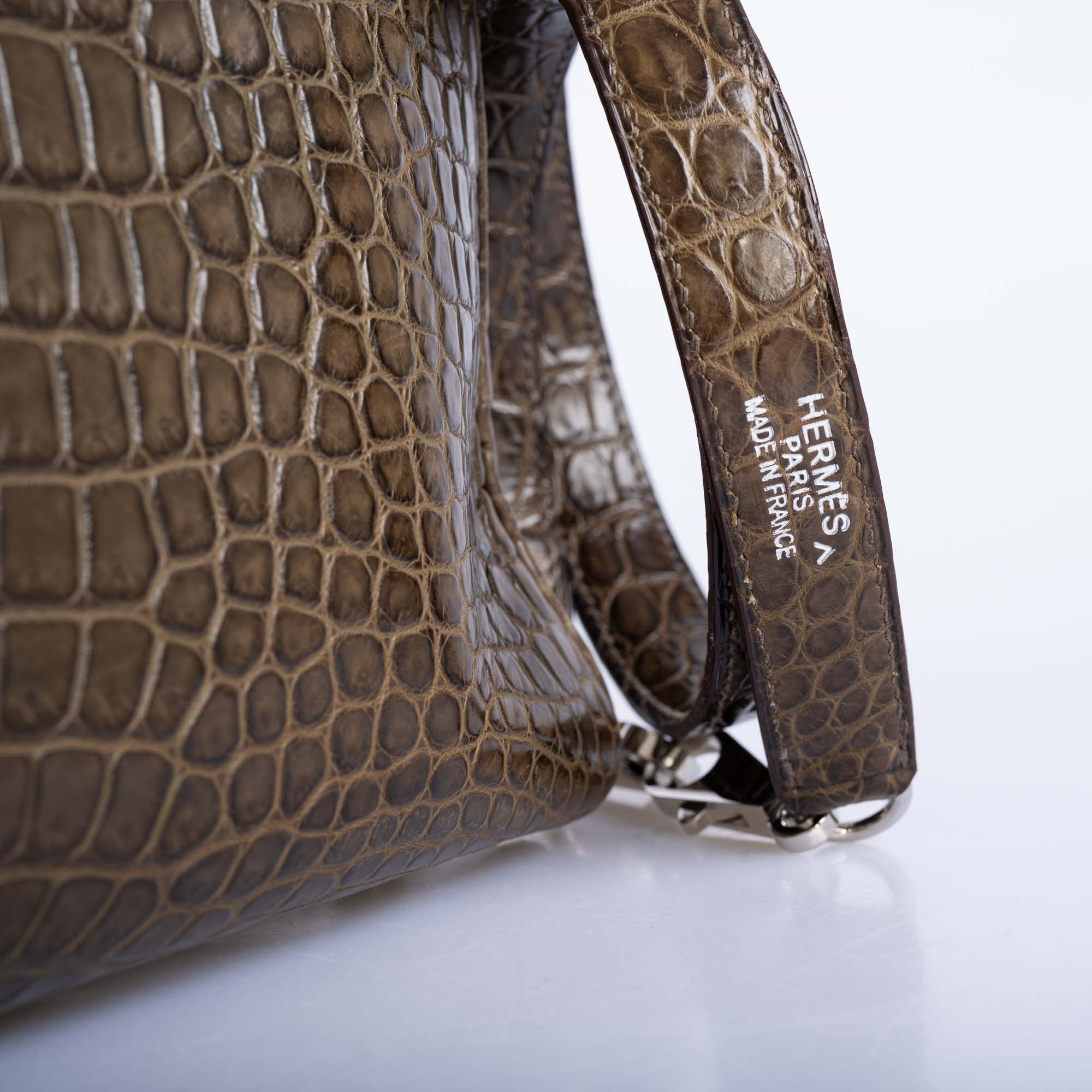 Hermès Kelly 40 Retourne Gris Elephant Matte Porosus Crocodile Palladium Hardware