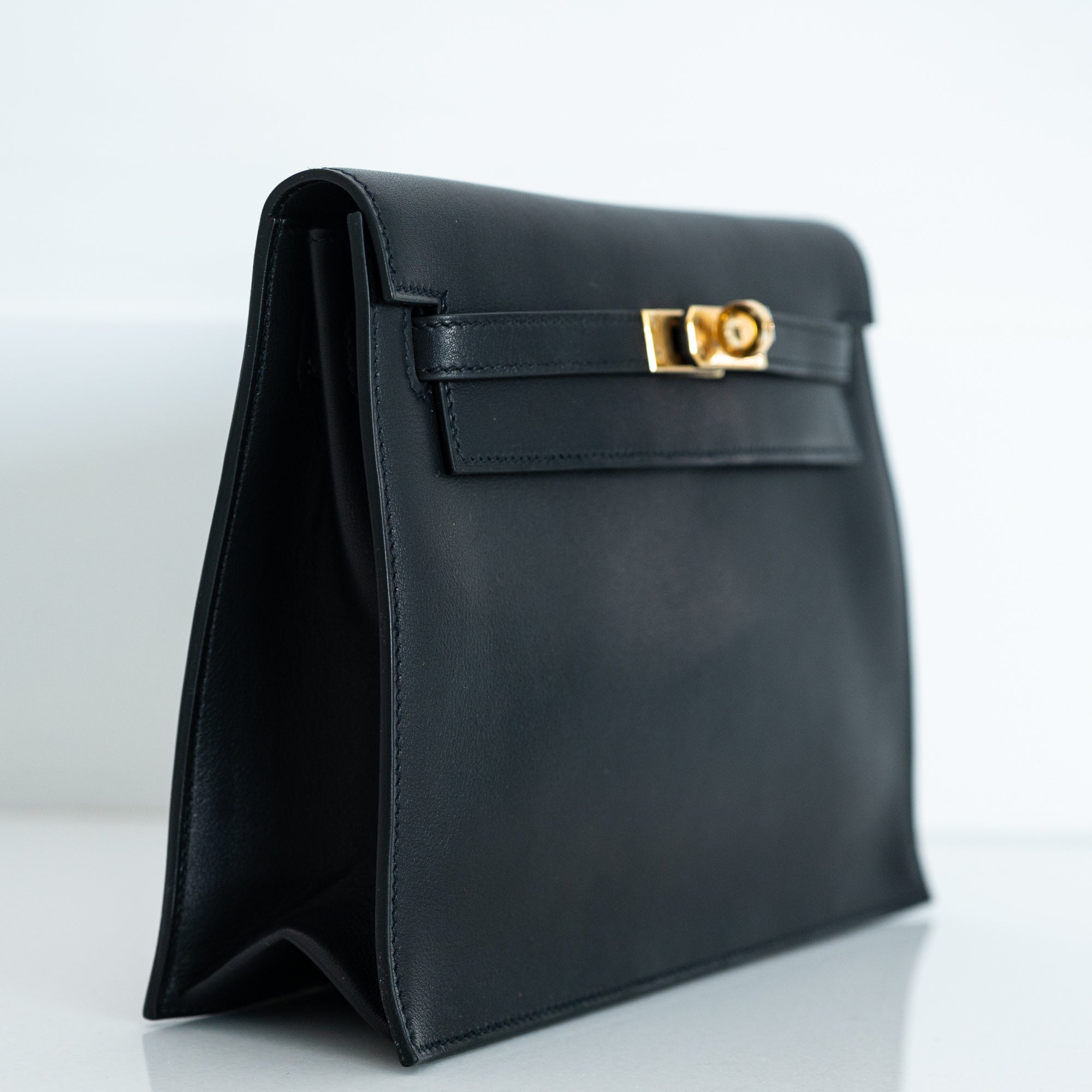 Hermès Kelly Danse II Noir Volupto Gold Hardware